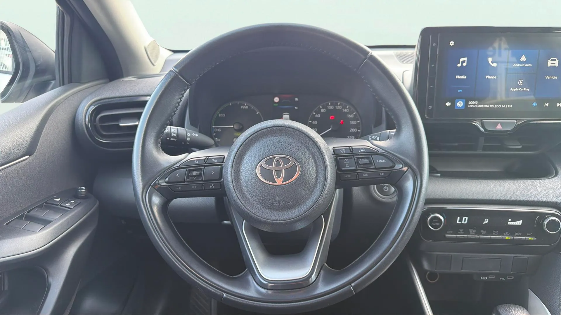 Toyota Yaris 1.5 120H Active Plus - foto 10