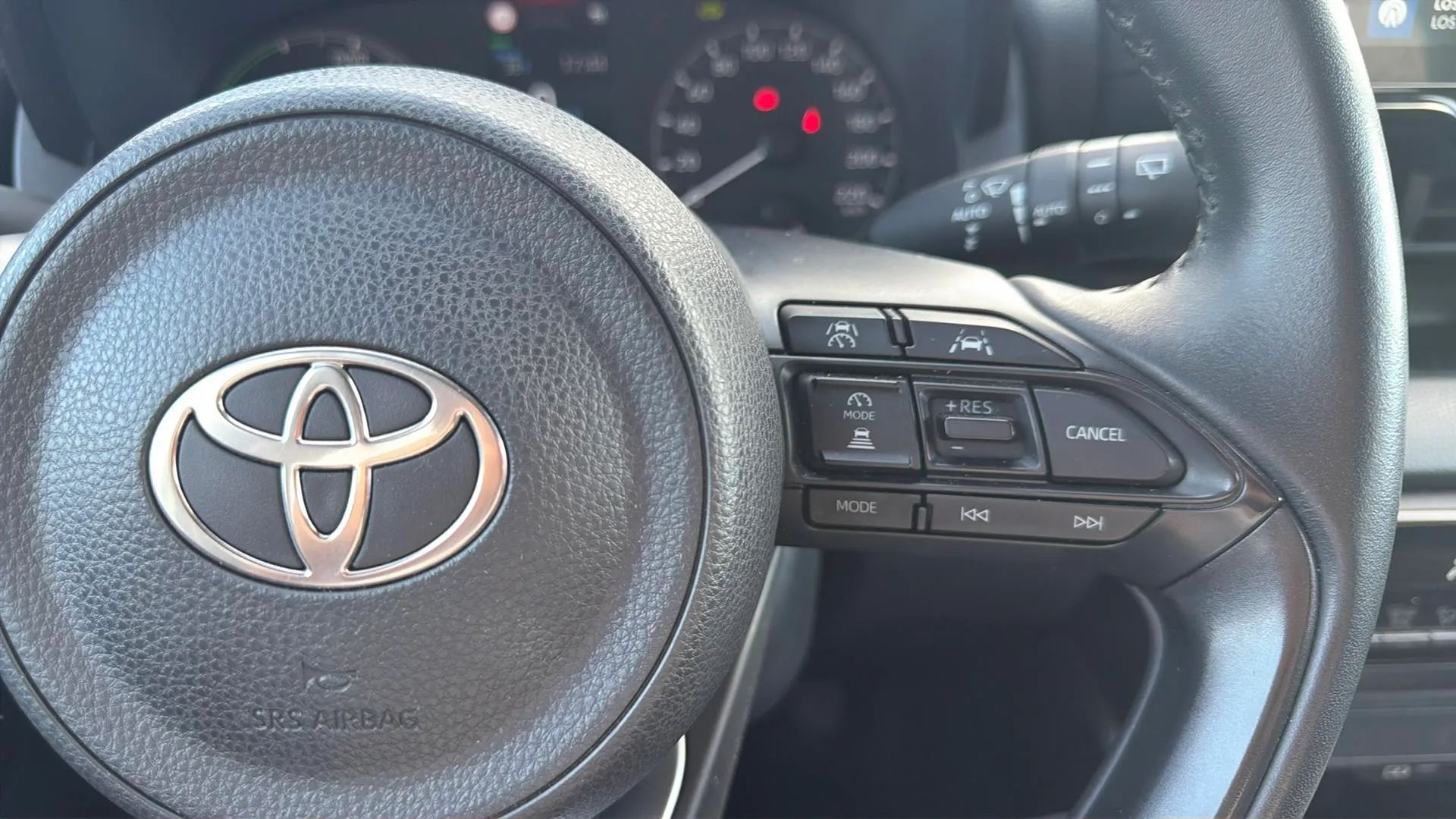 Toyota Yaris 1.5 120H Active Plus - foto 16