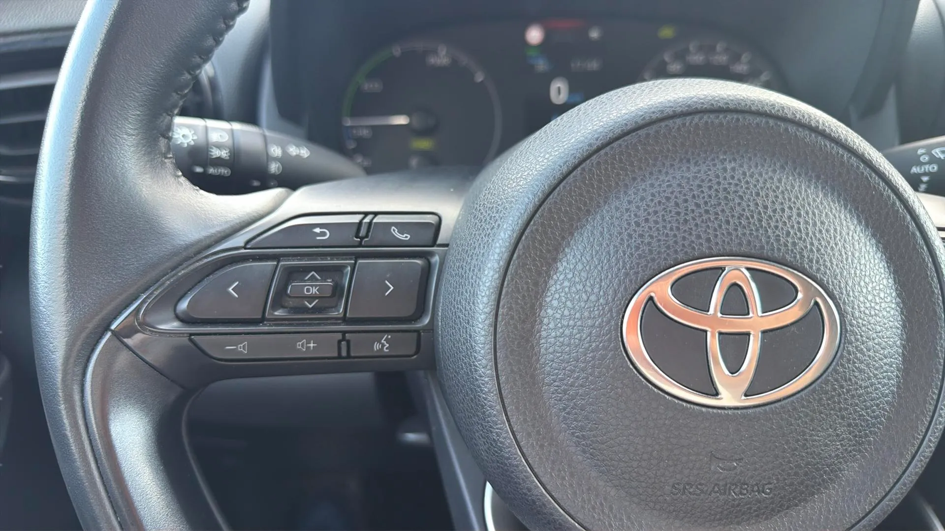 Toyota Yaris 1.5 120H Active Plus - foto 15