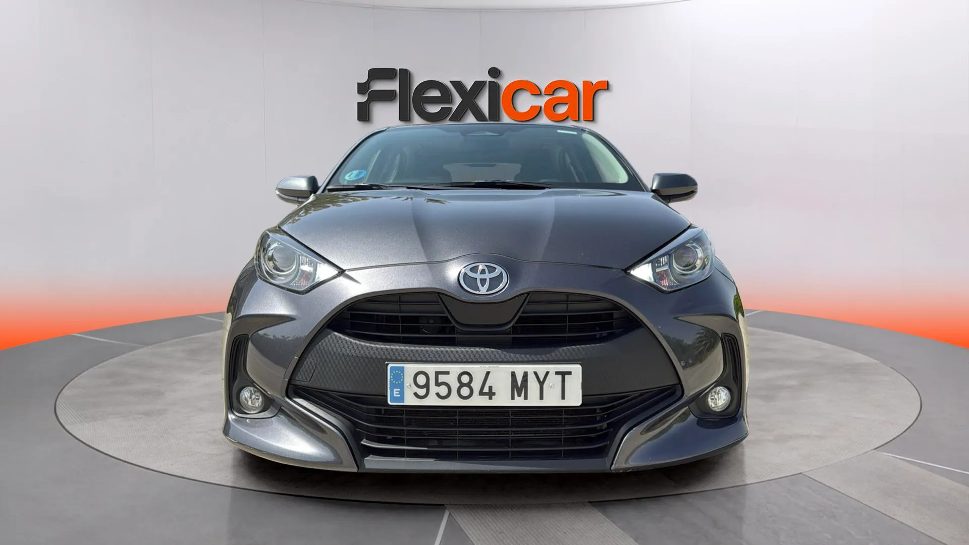 Toyota Yaris 1.5 120H Active Plus - foto 2