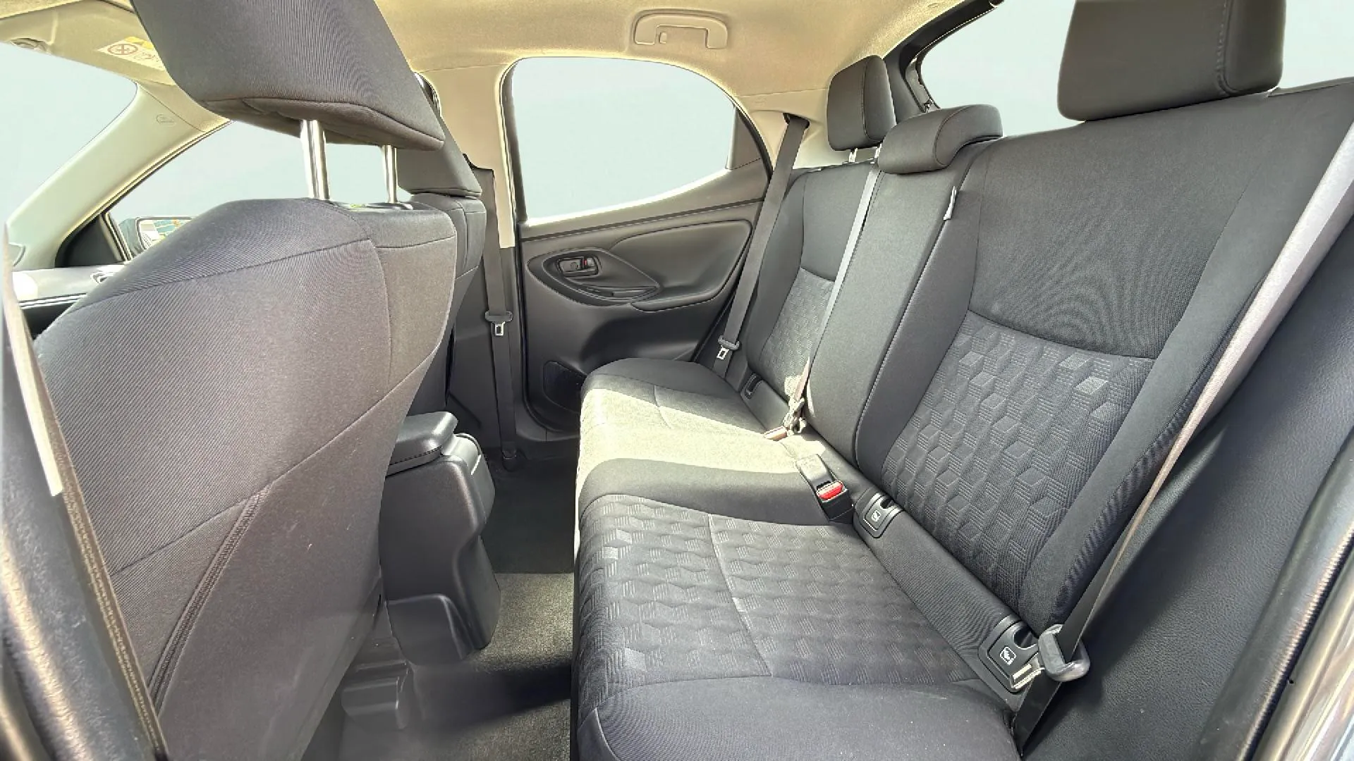 Toyota Yaris 1.5 120H Active Plus - foto 20