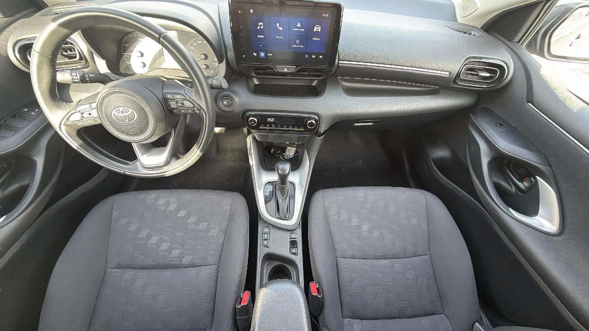 Toyota Yaris 1.5 120H Active Plus - foto 16