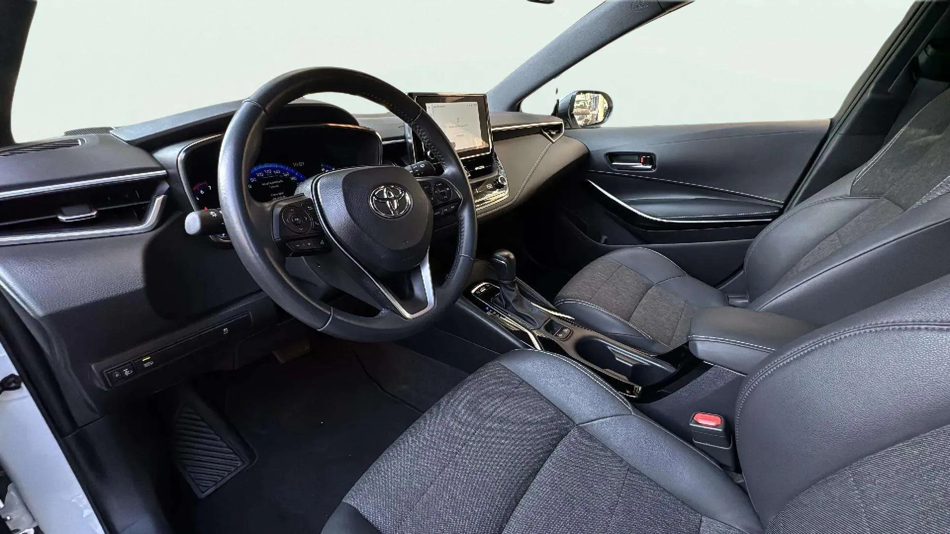 Toyota Corolla 1.8 125H Style E-CVT - foto 19