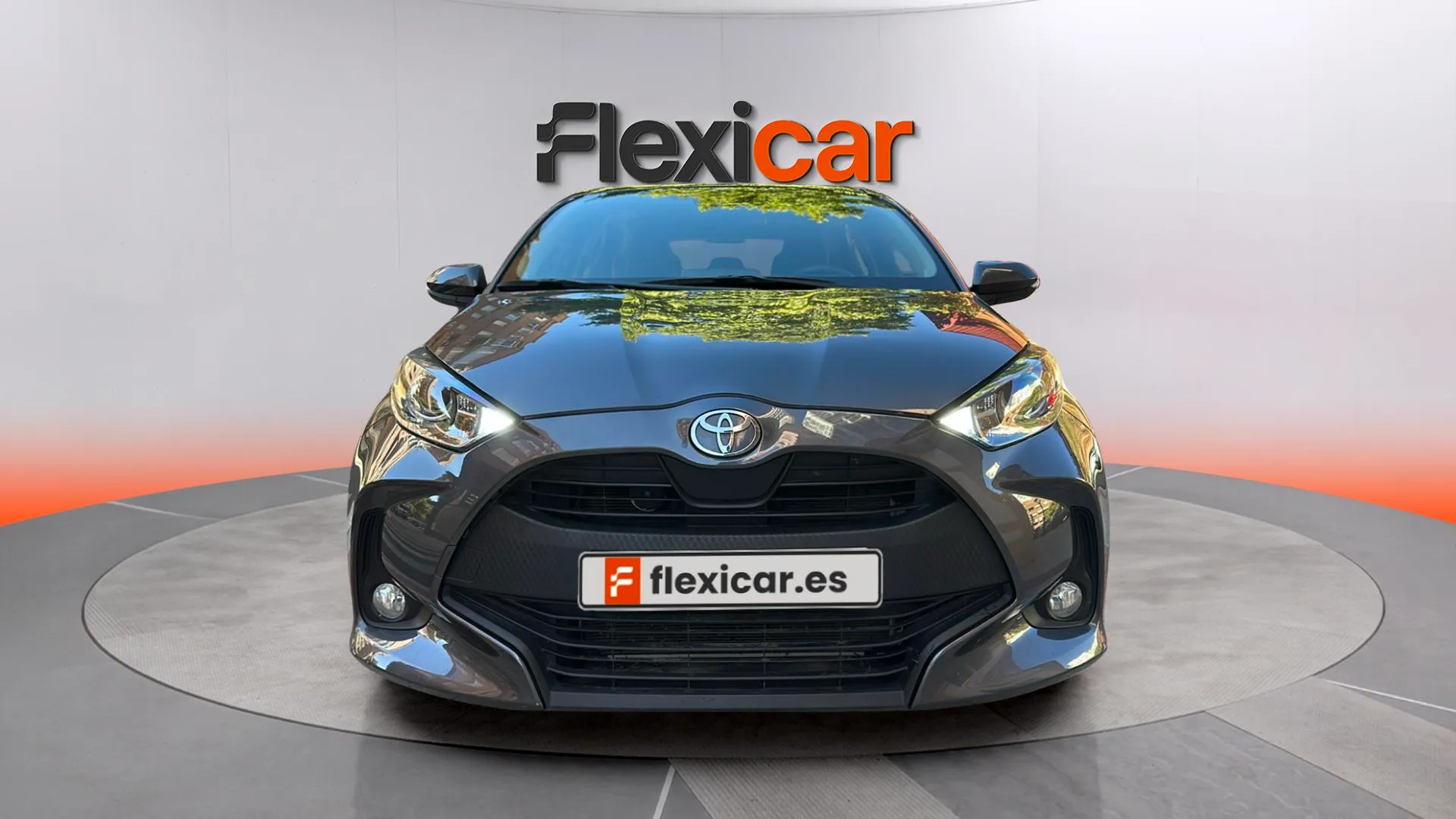 Toyota Yaris 1.5 120H Active Plus - foto 2