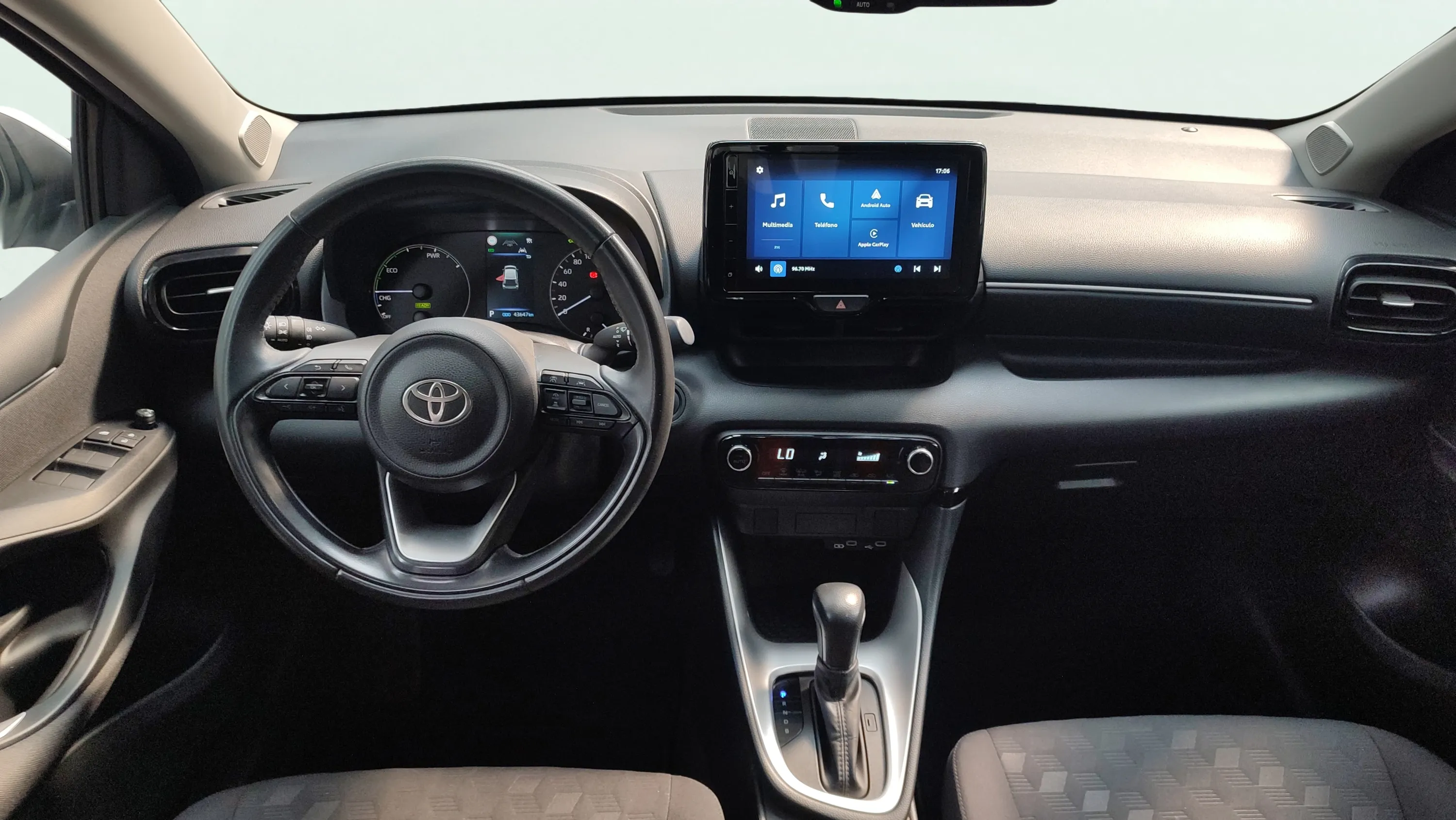 Toyota Yaris 1.5 120H Active Plus - foto 9