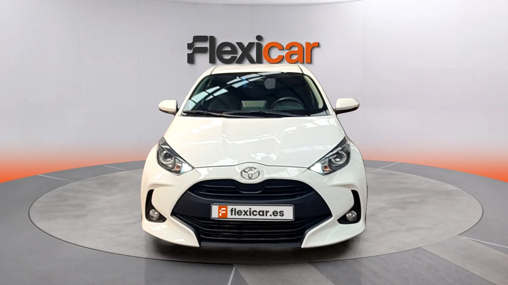 Toyota Yaris 1.5 120H Active Plus - foto 2