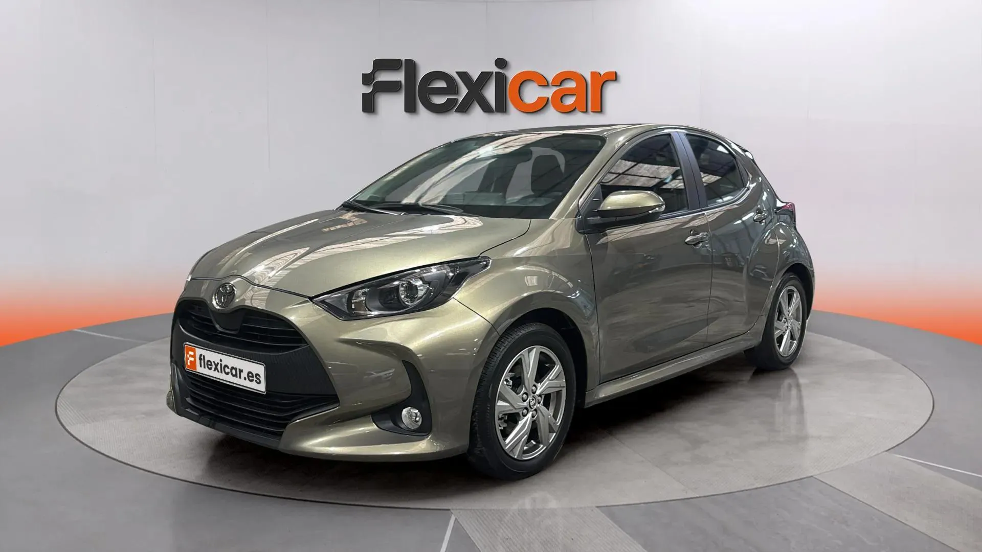 Toyota Yaris 1.5 120H Active Plus - foto 3