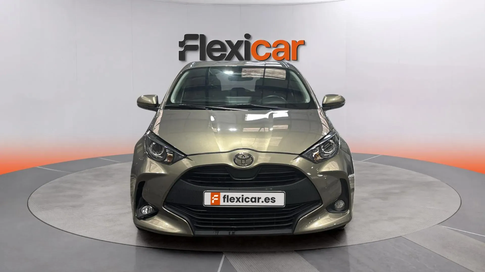 Toyota Yaris 1.5 120H Active Plus - foto 2