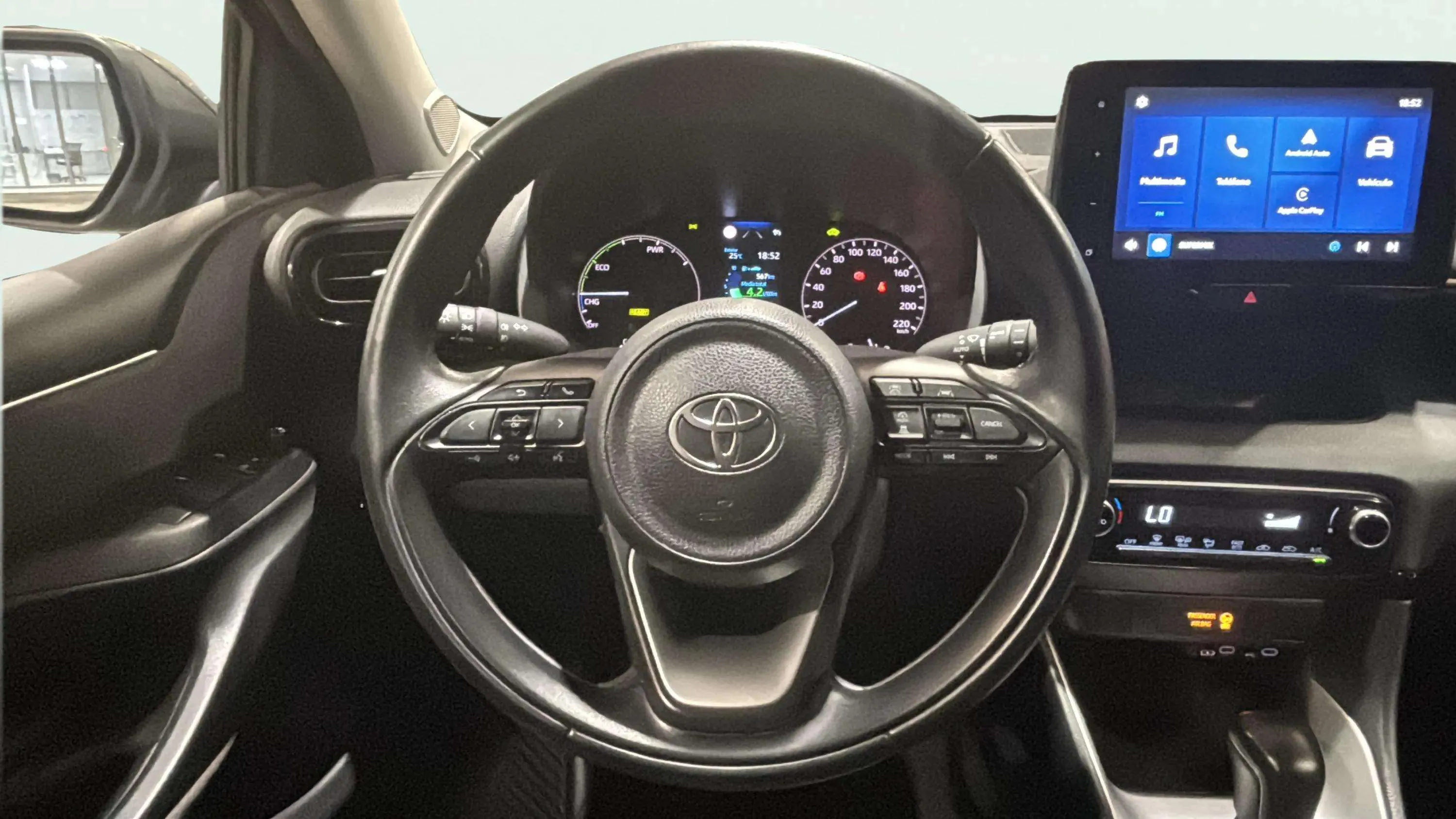 Toyota Yaris 1.5 120H Active Plus - foto 10