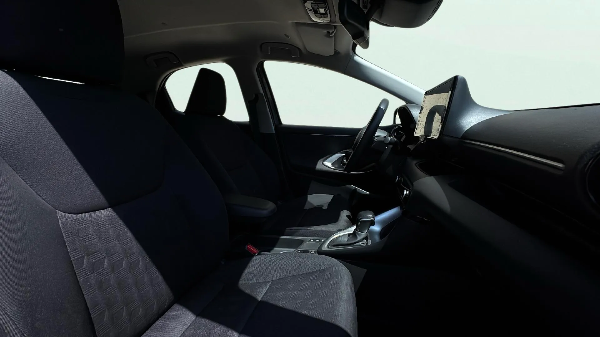 Toyota Yaris 1.5 120H Business Plus - foto 14