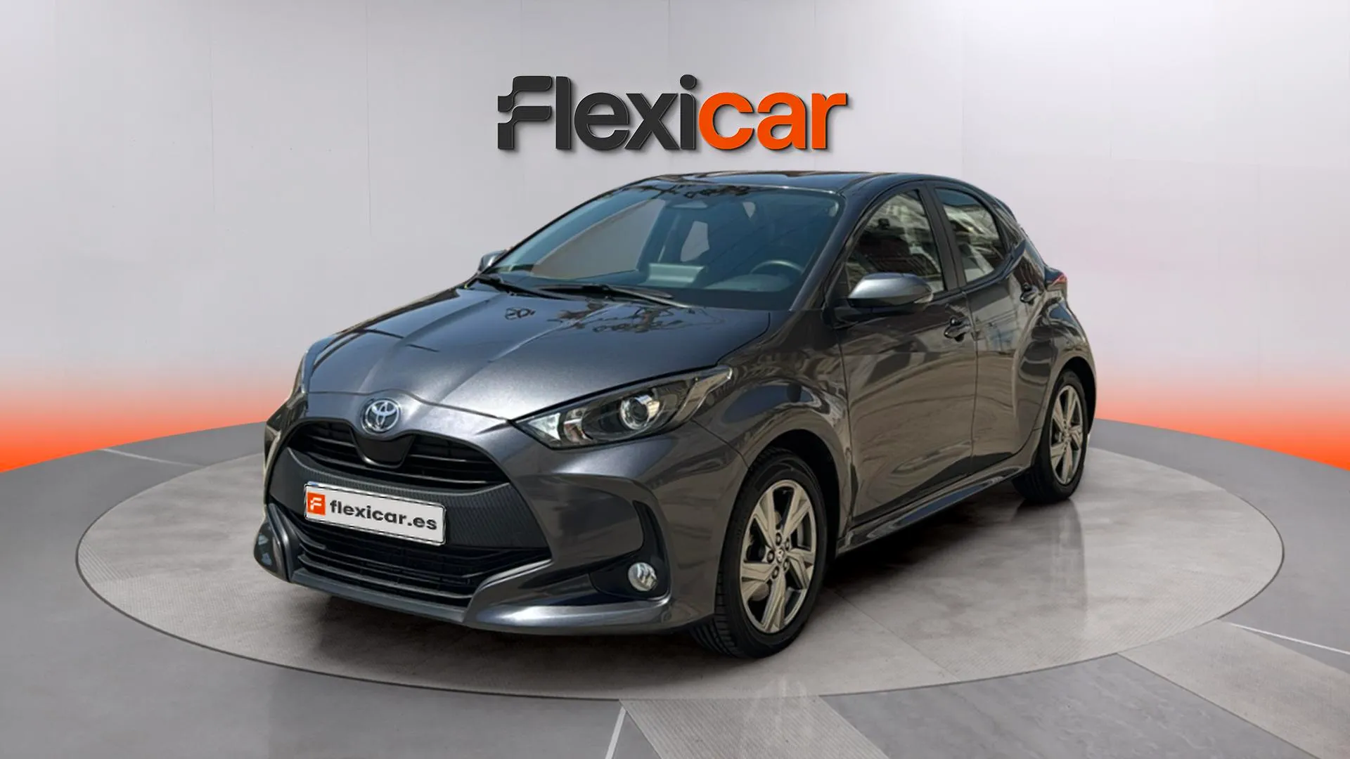 Toyota Yaris 1.5 120H Business Plus - foto 2