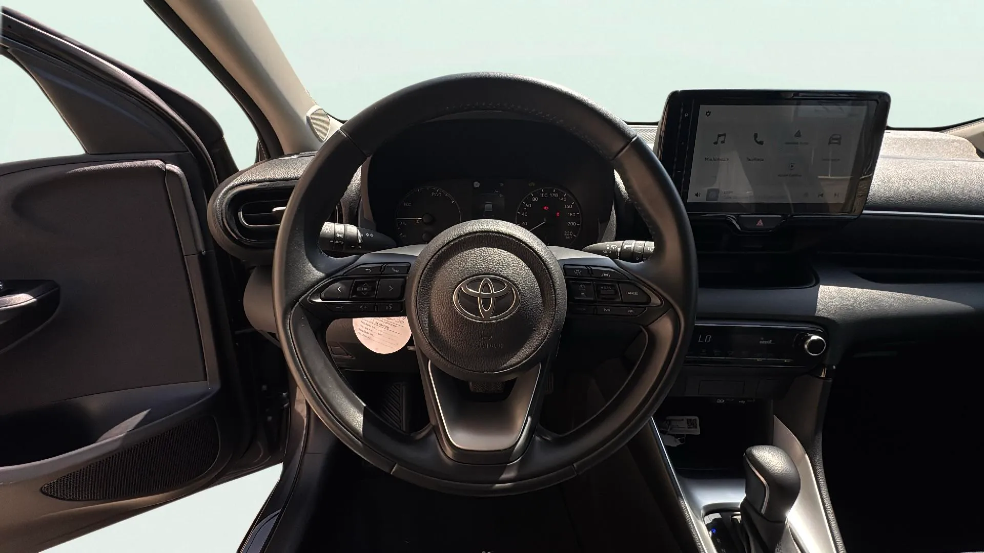 Toyota Yaris 1.5 120H Business Plus - foto 11