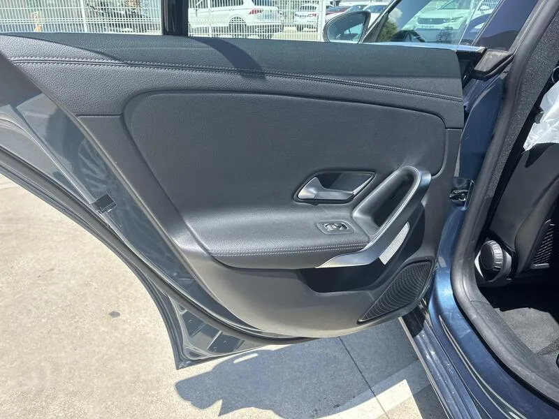 Mercedes-Benz Clase C 250 e - foto 21