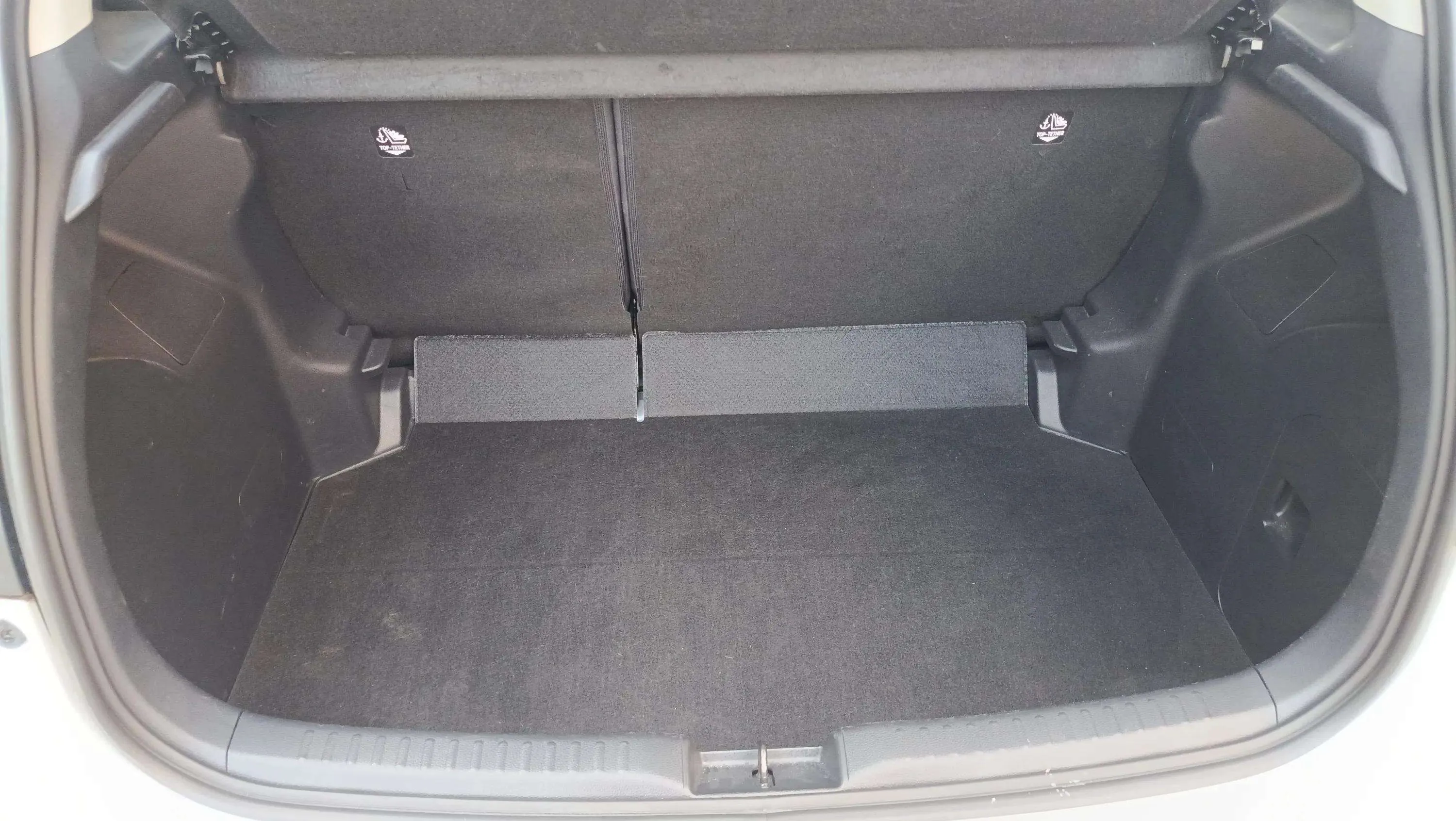Toyota Yaris 1.5 120H Style - foto 12