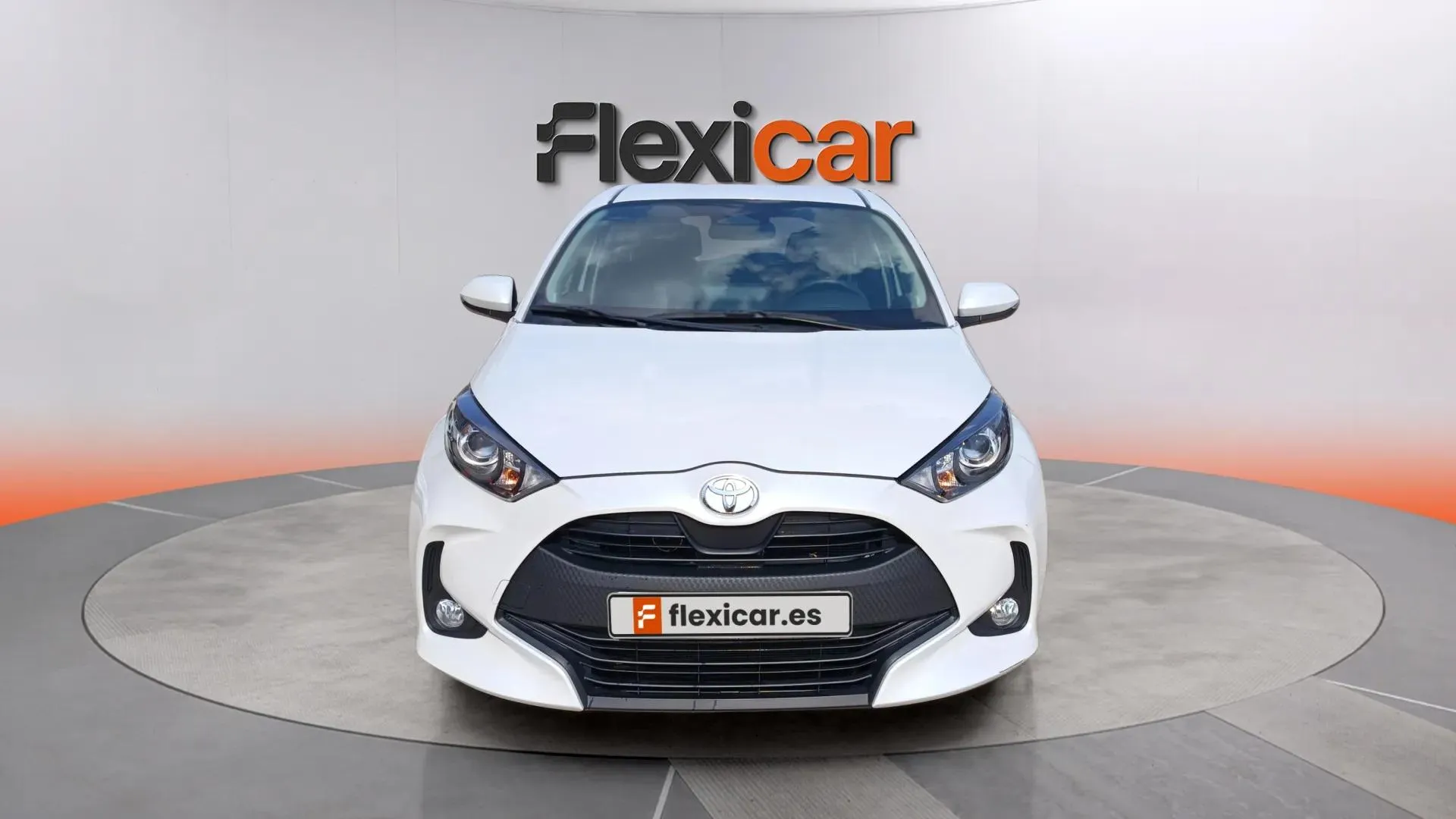 Toyota Yaris 1.5 120H Style - foto 2