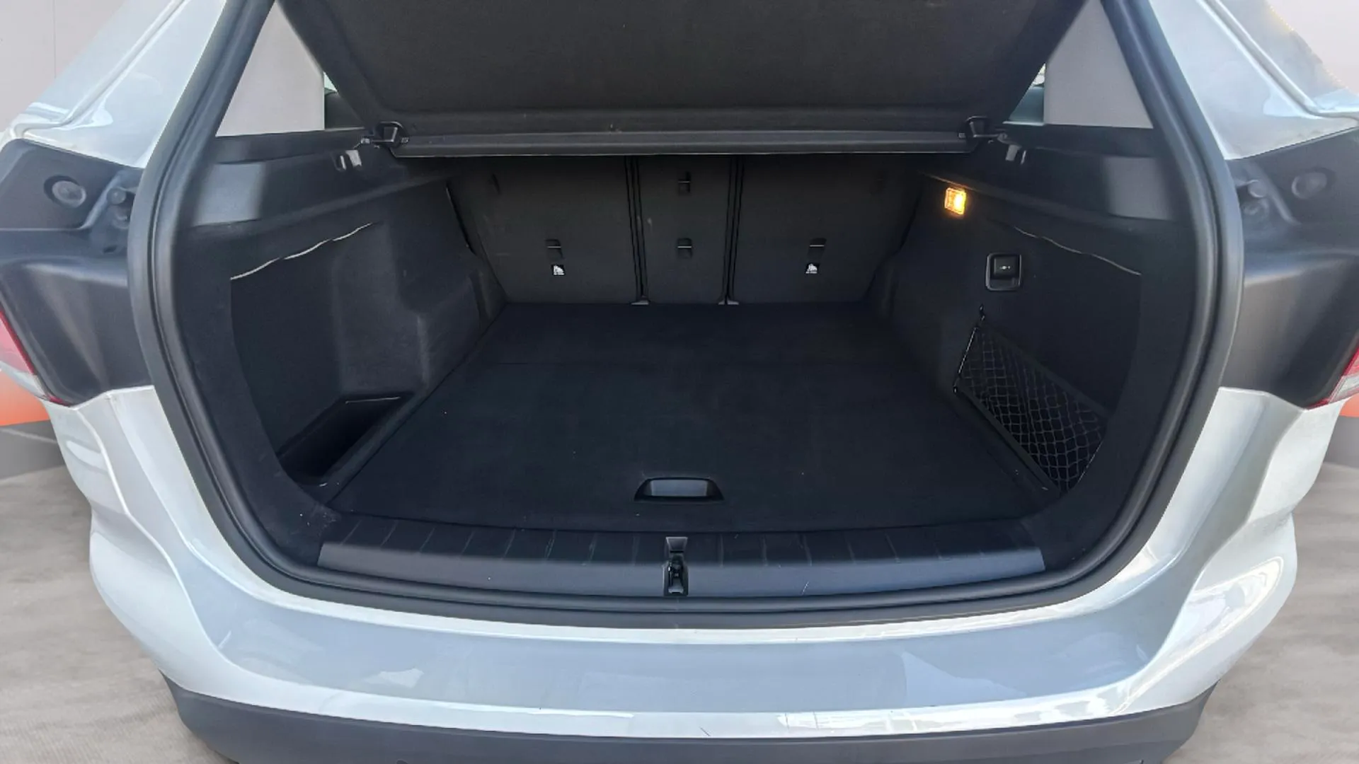 BMW X1 xDrive18dA - foto 9