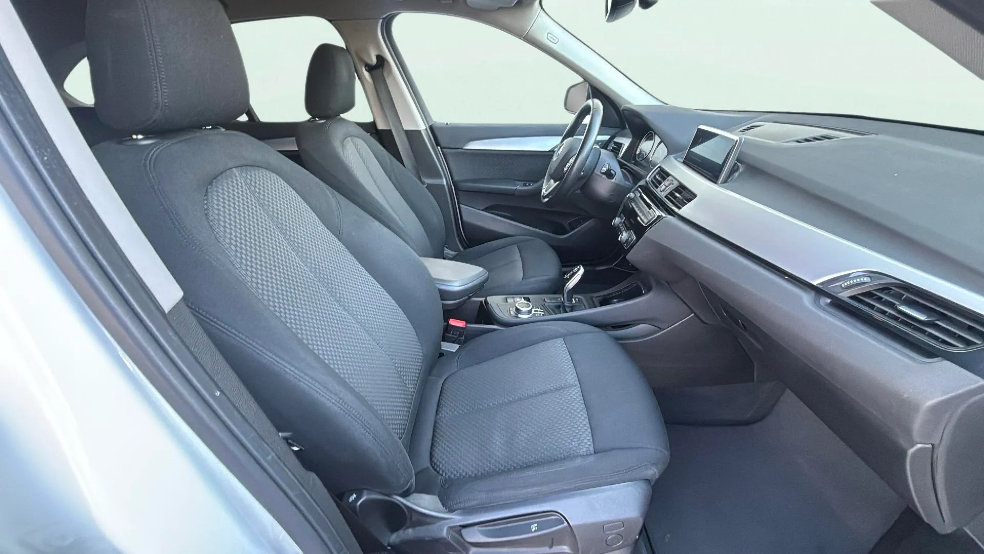 BMW X1 xDrive18dA - foto 17