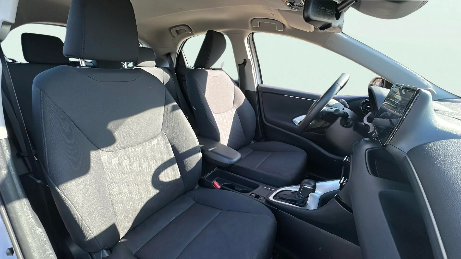 Toyota Yaris 1.5 120H Active Plus - foto 13