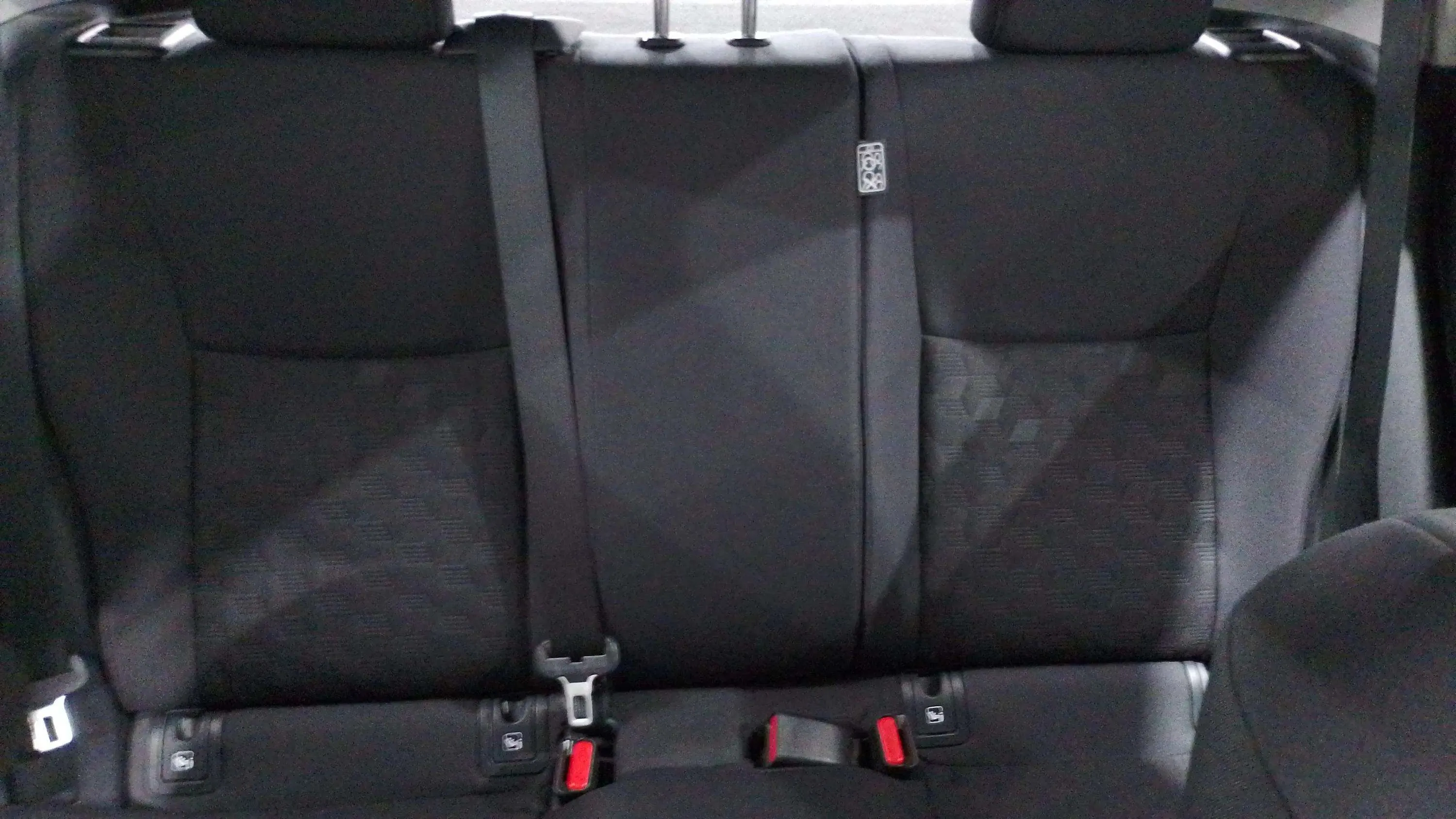 Toyota Yaris 1.5 120H Active Plus - foto 24