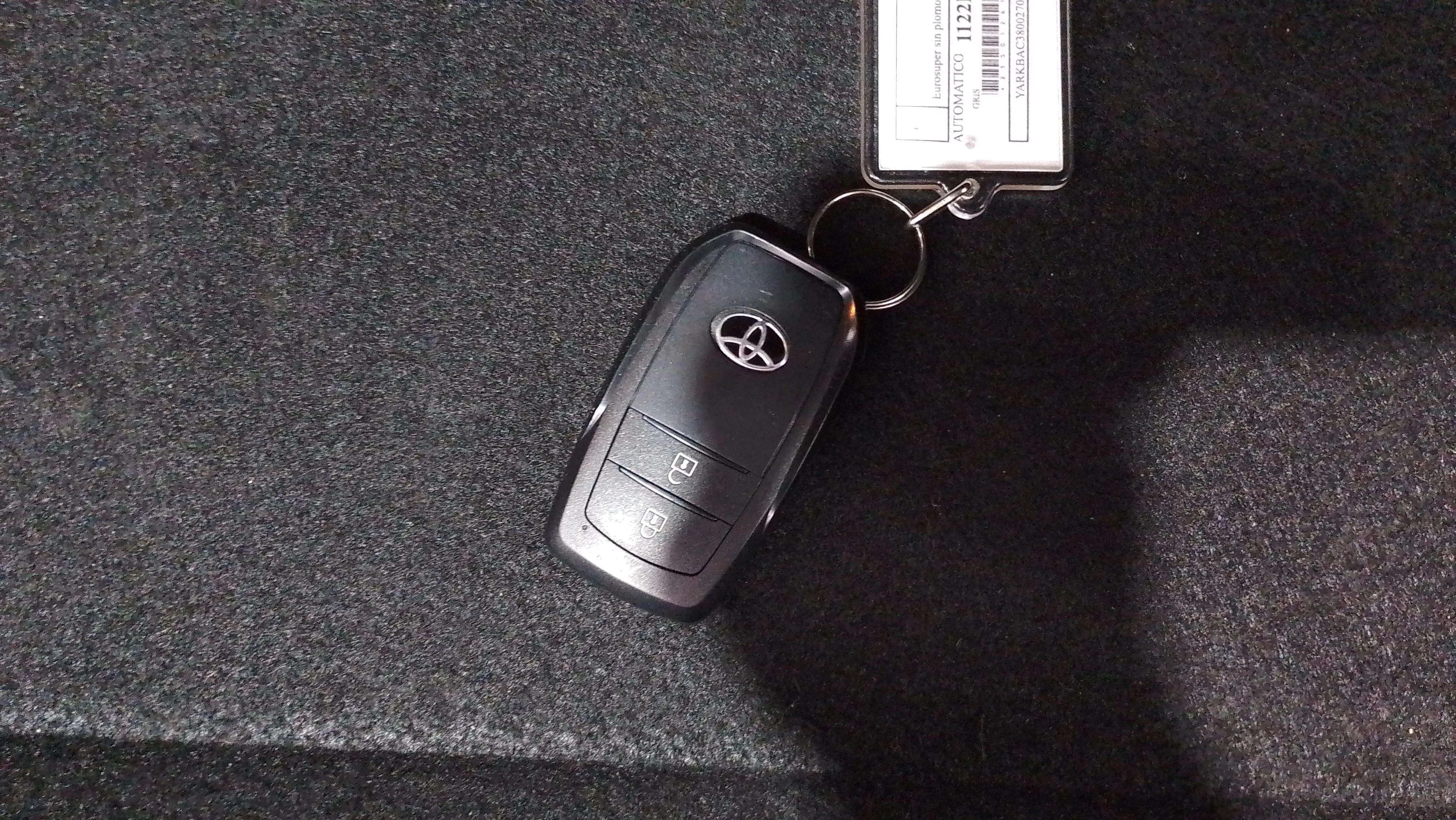 Toyota Yaris 1.5 120H Active Plus - foto 28