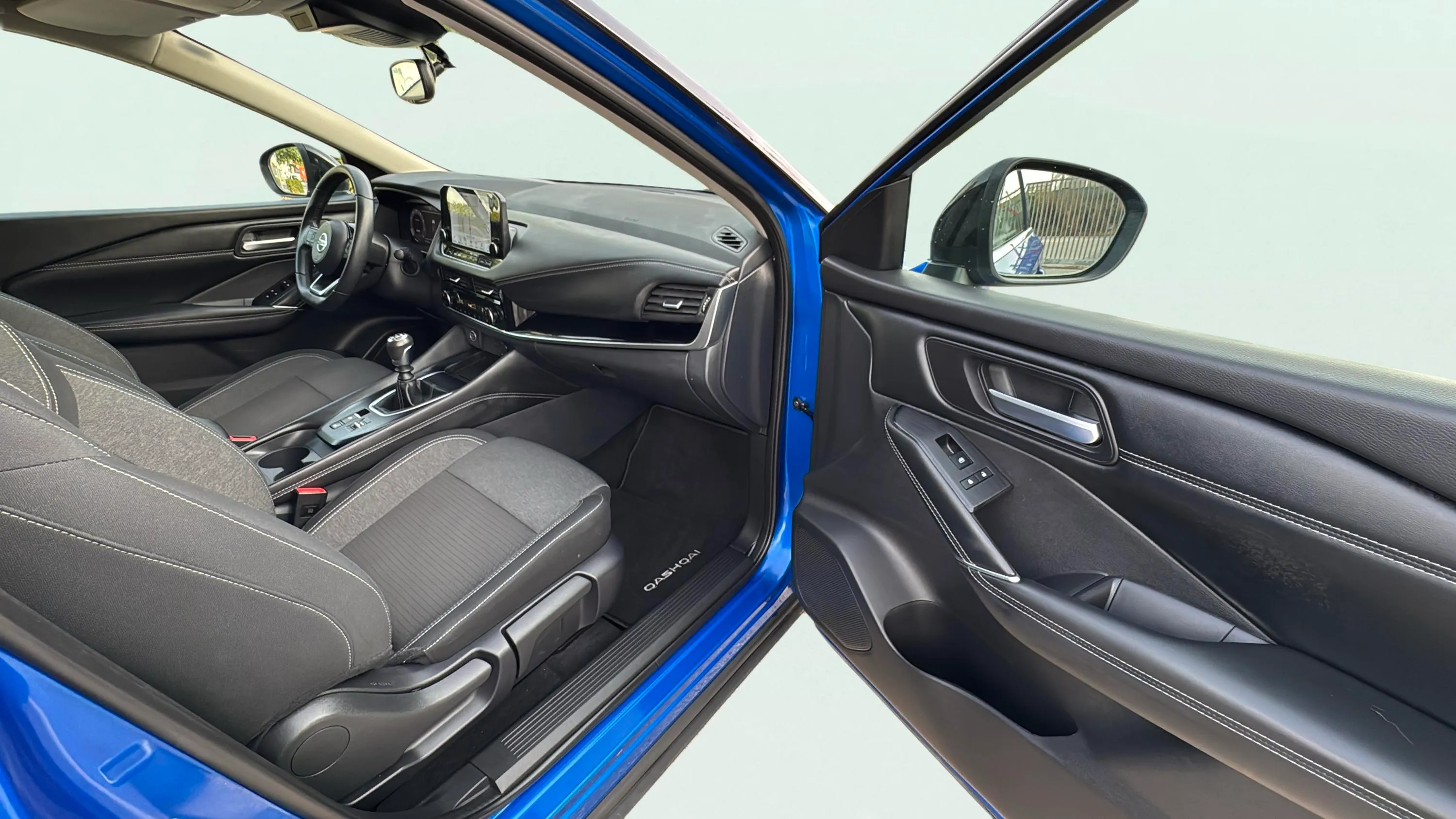 Nissan Qashqai DIG-T N-Connecta - foto 13