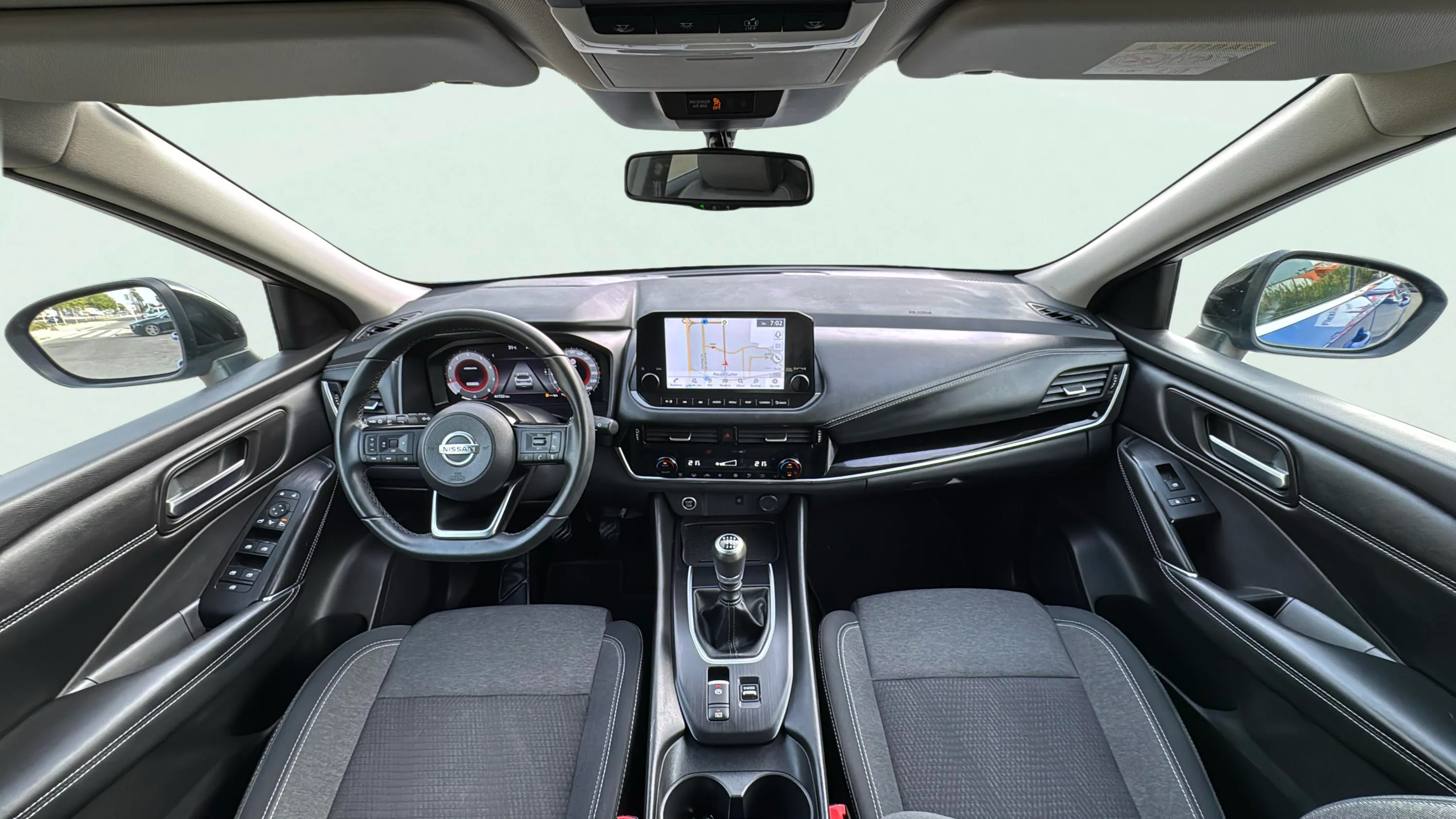 Nissan Qashqai DIG-T N-Connecta - foto 9