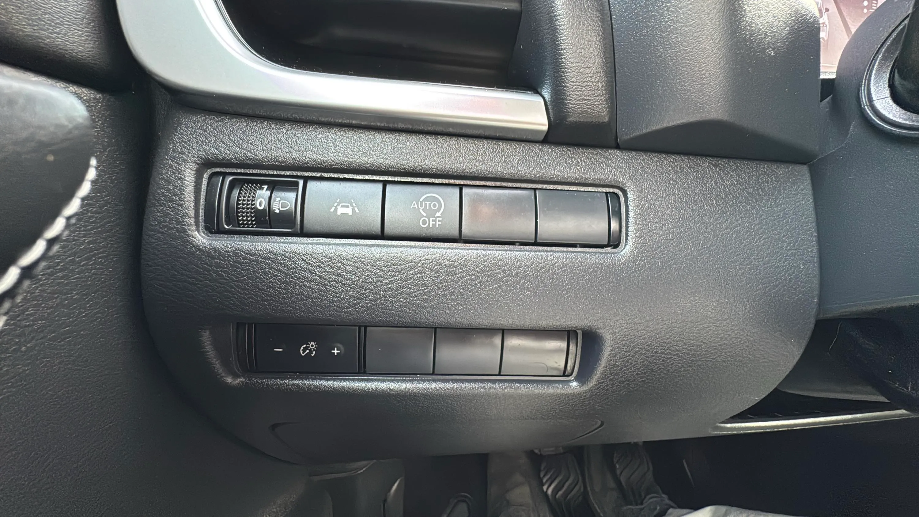 Nissan Qashqai DIG-T N-Connecta - foto 17