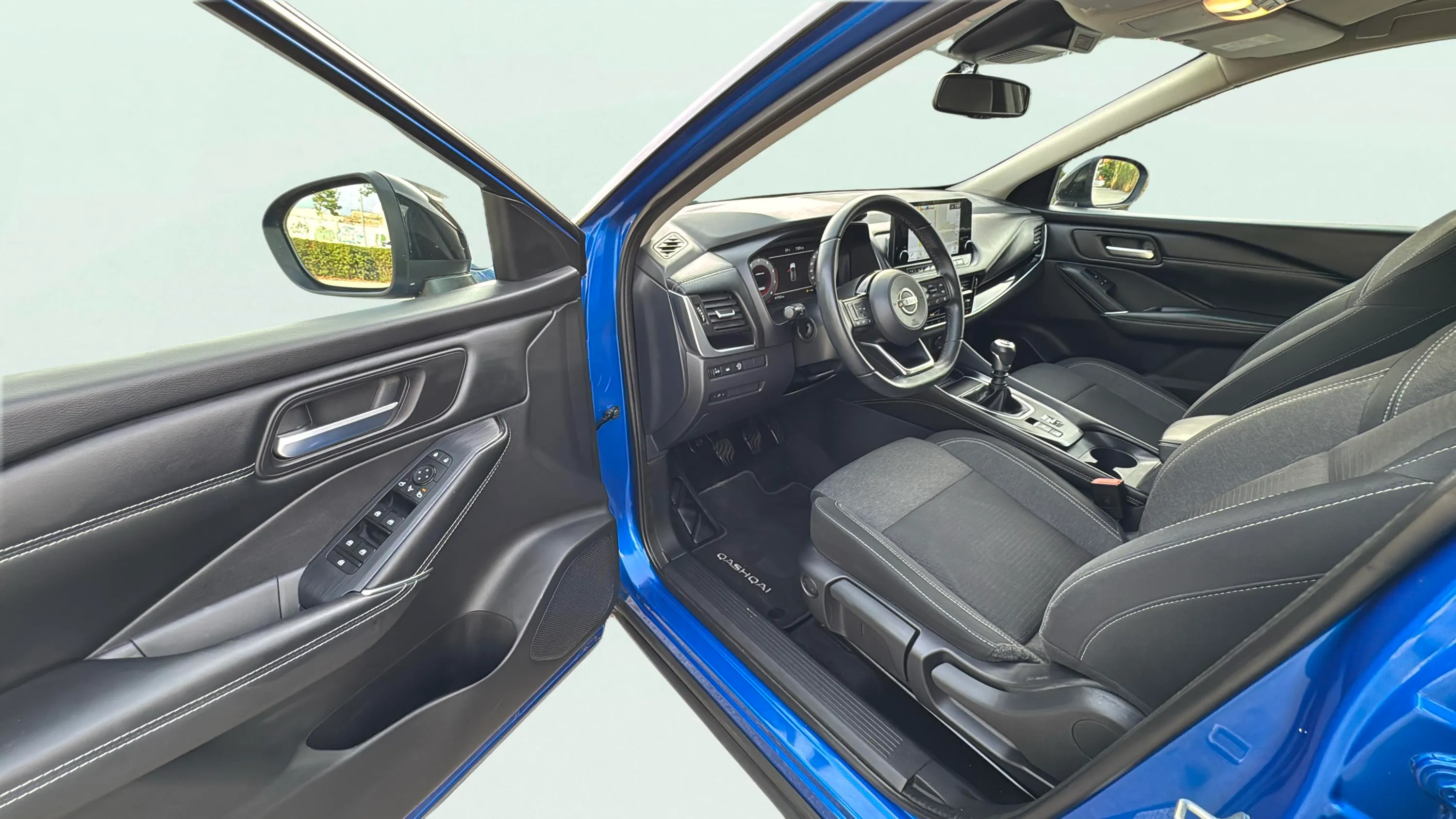 Nissan Qashqai DIG-T N-Connecta - foto 14