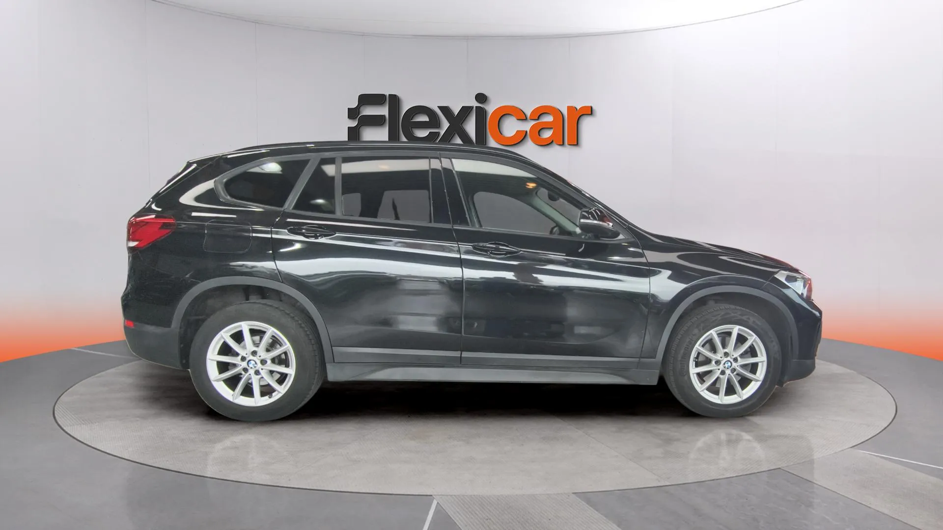 BMW X1 sDrive18d - foto 3