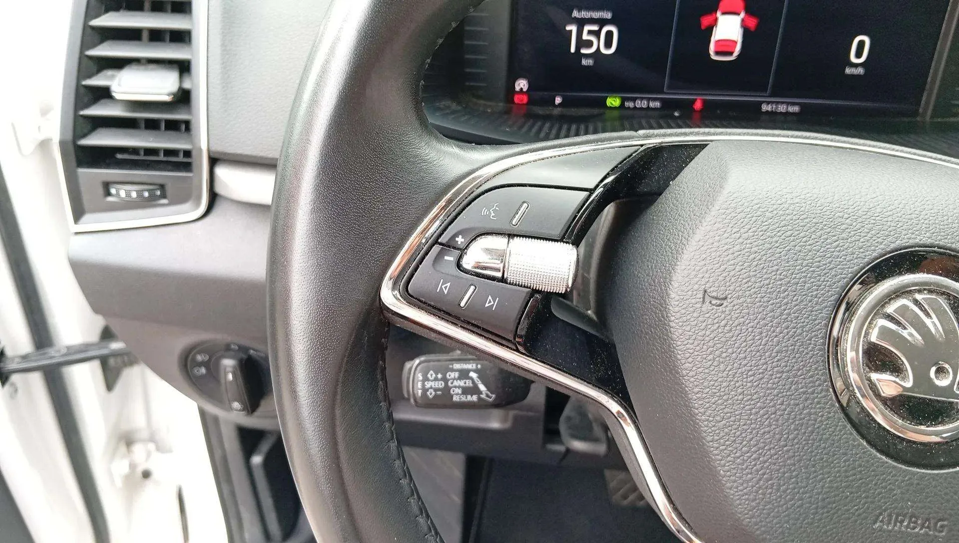 Škoda Karoq 2.0 TDI DSG 4x4 Ambition - foto 13