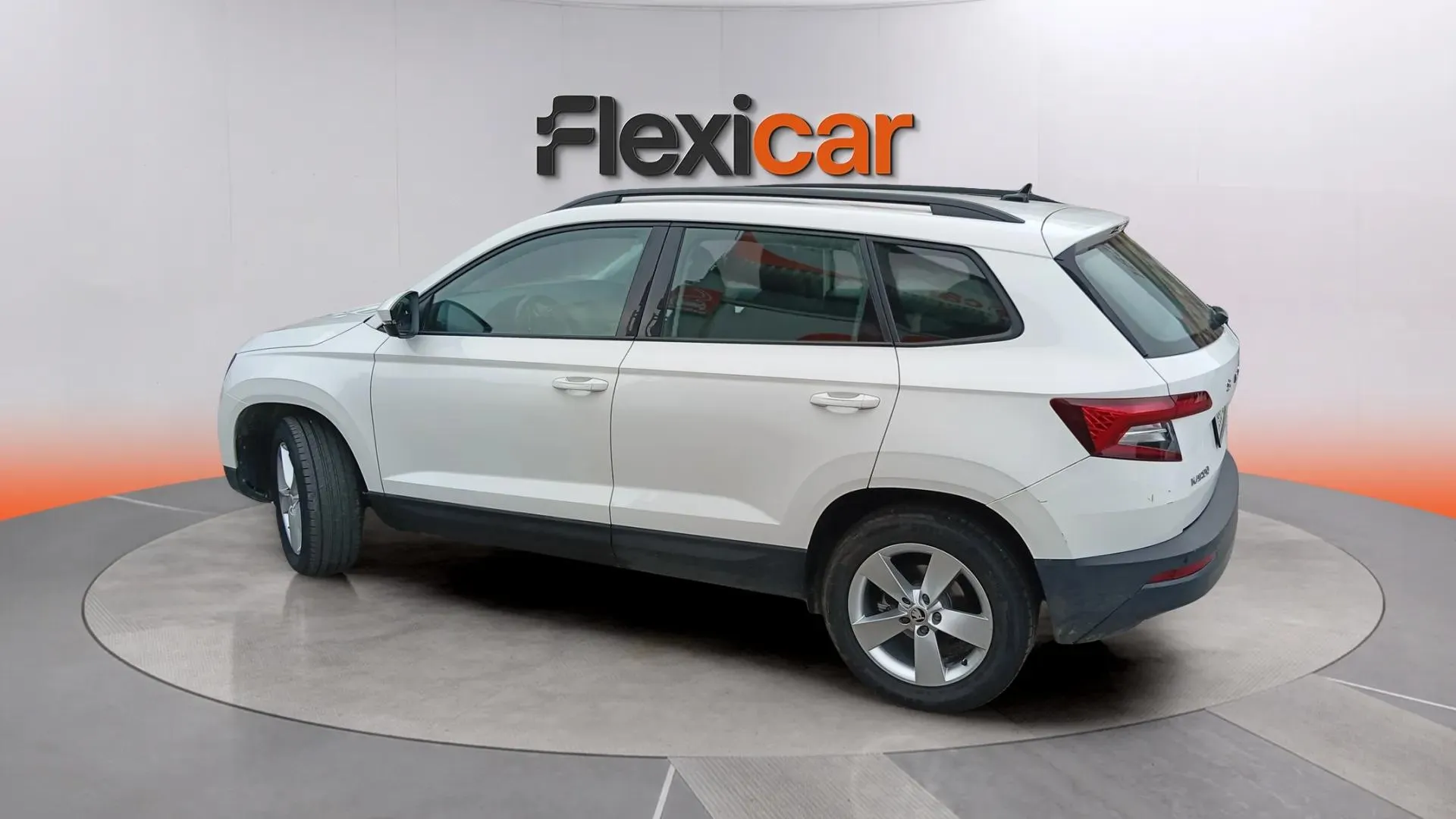 Škoda Karoq 2.0 TDI DSG 4x4 Ambition - foto 8