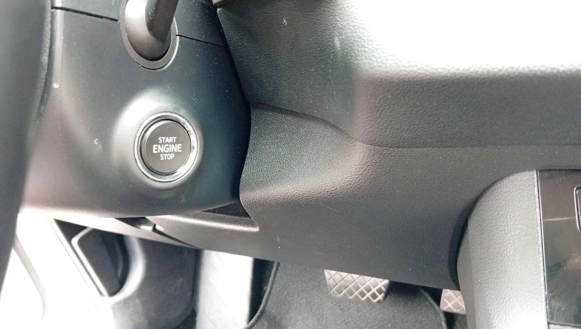 Škoda Karoq 2.0 TDI DSG 4x4 Ambition - foto 22