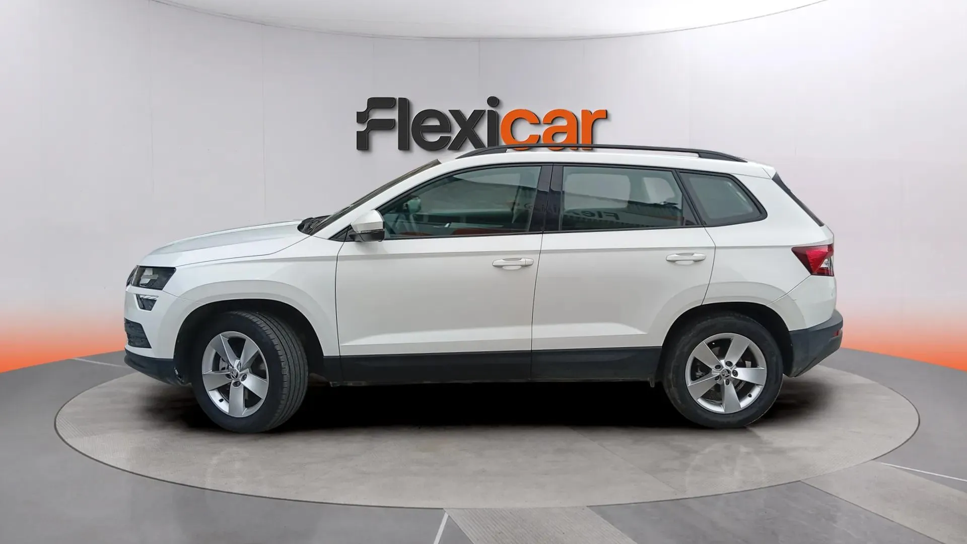 Škoda Karoq 2.0 TDI DSG 4x4 Ambition - foto 5