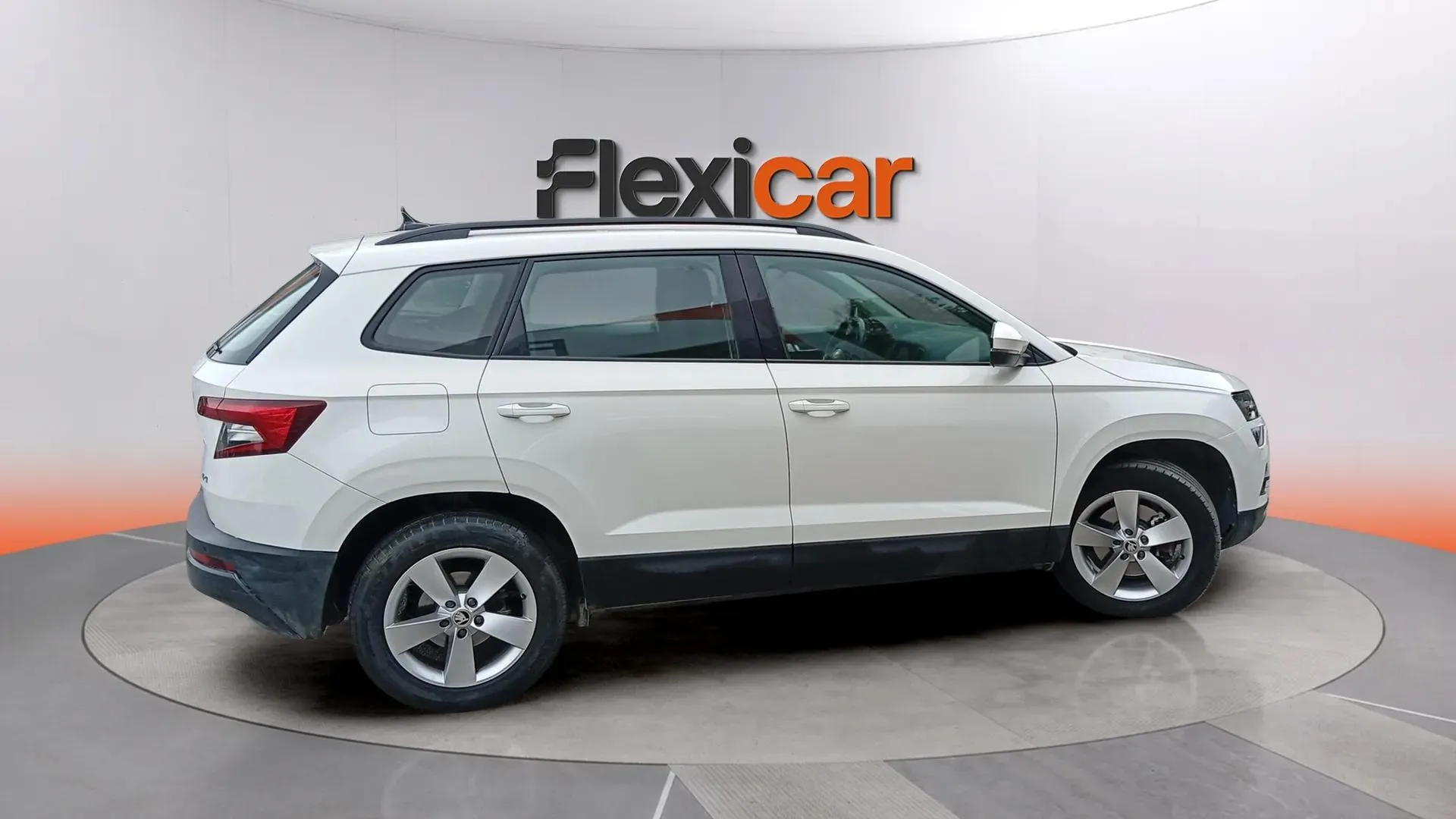 Škoda Karoq 2.0 TDI DSG 4x4 Ambition - foto 10