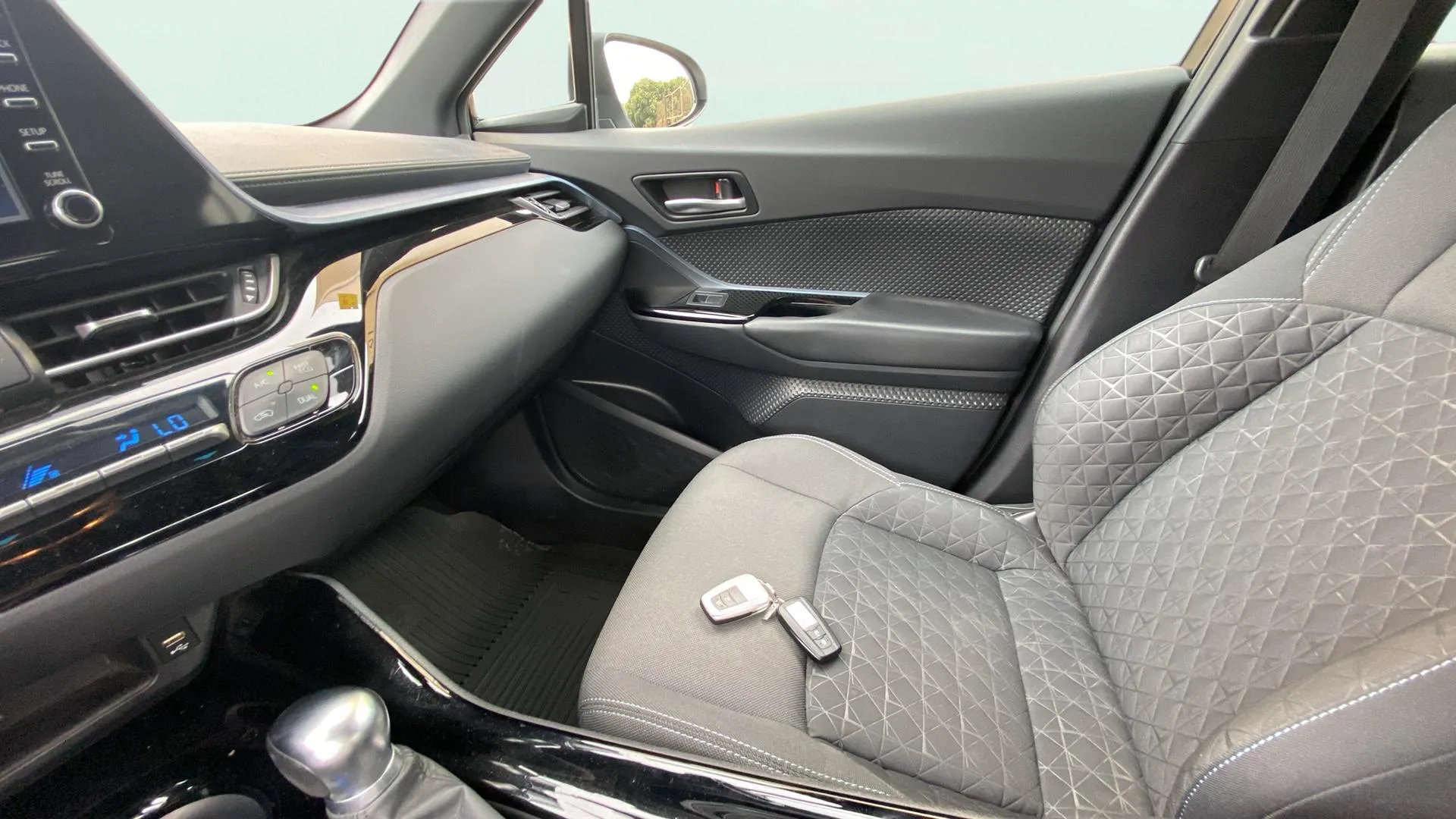 Toyota C-HR 1.8 125H Advance - foto 19