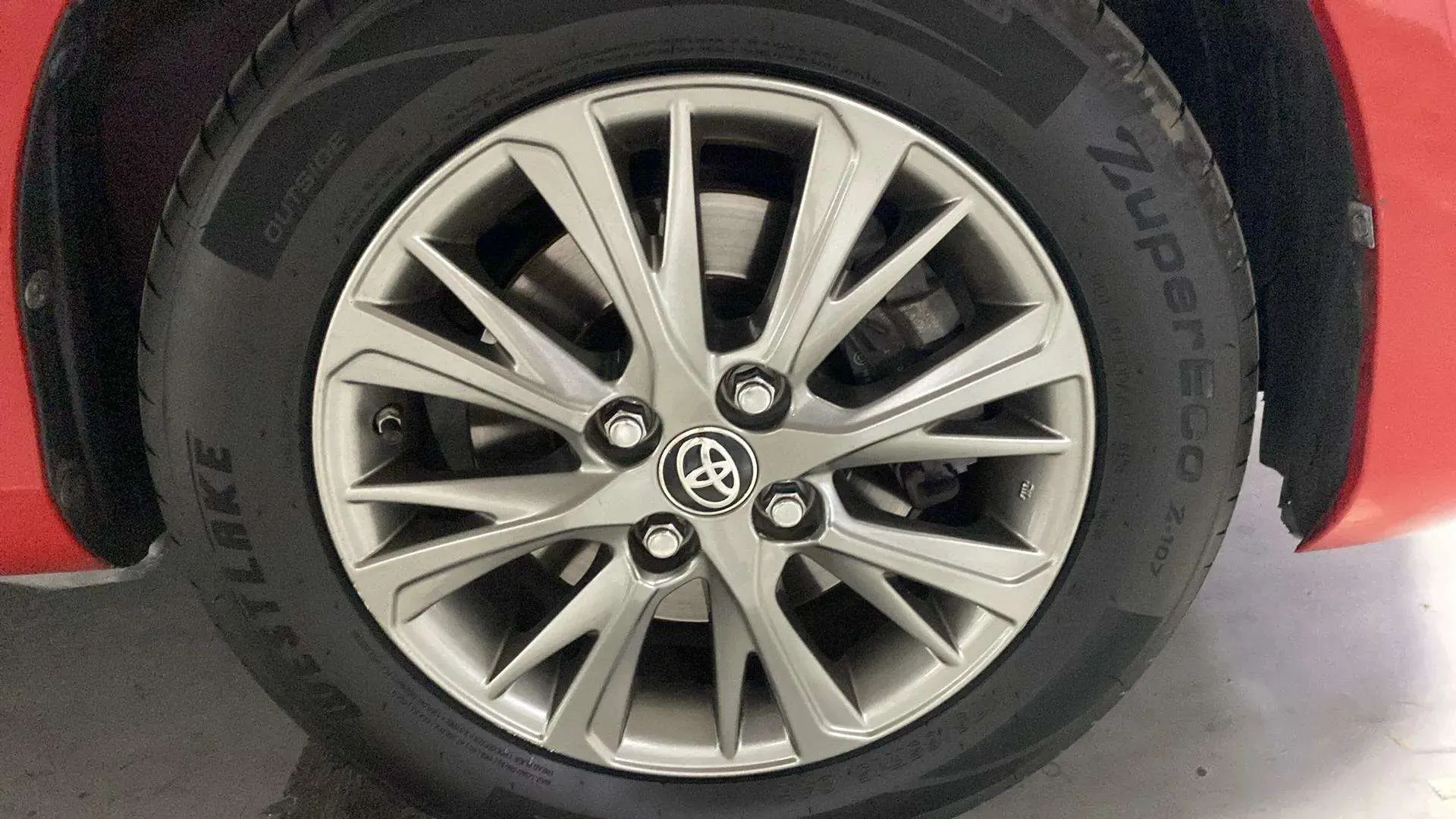 Toyota Yaris 1.5 Hybrid Active - foto 27
