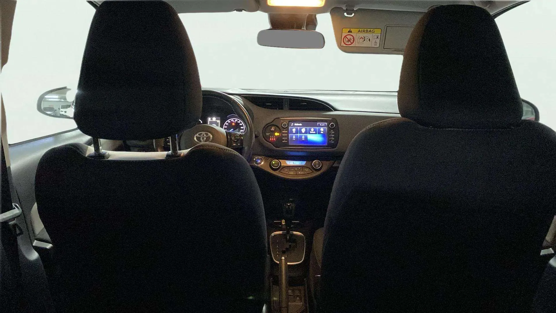 Toyota Yaris 1.5 Hybrid Active - foto 22