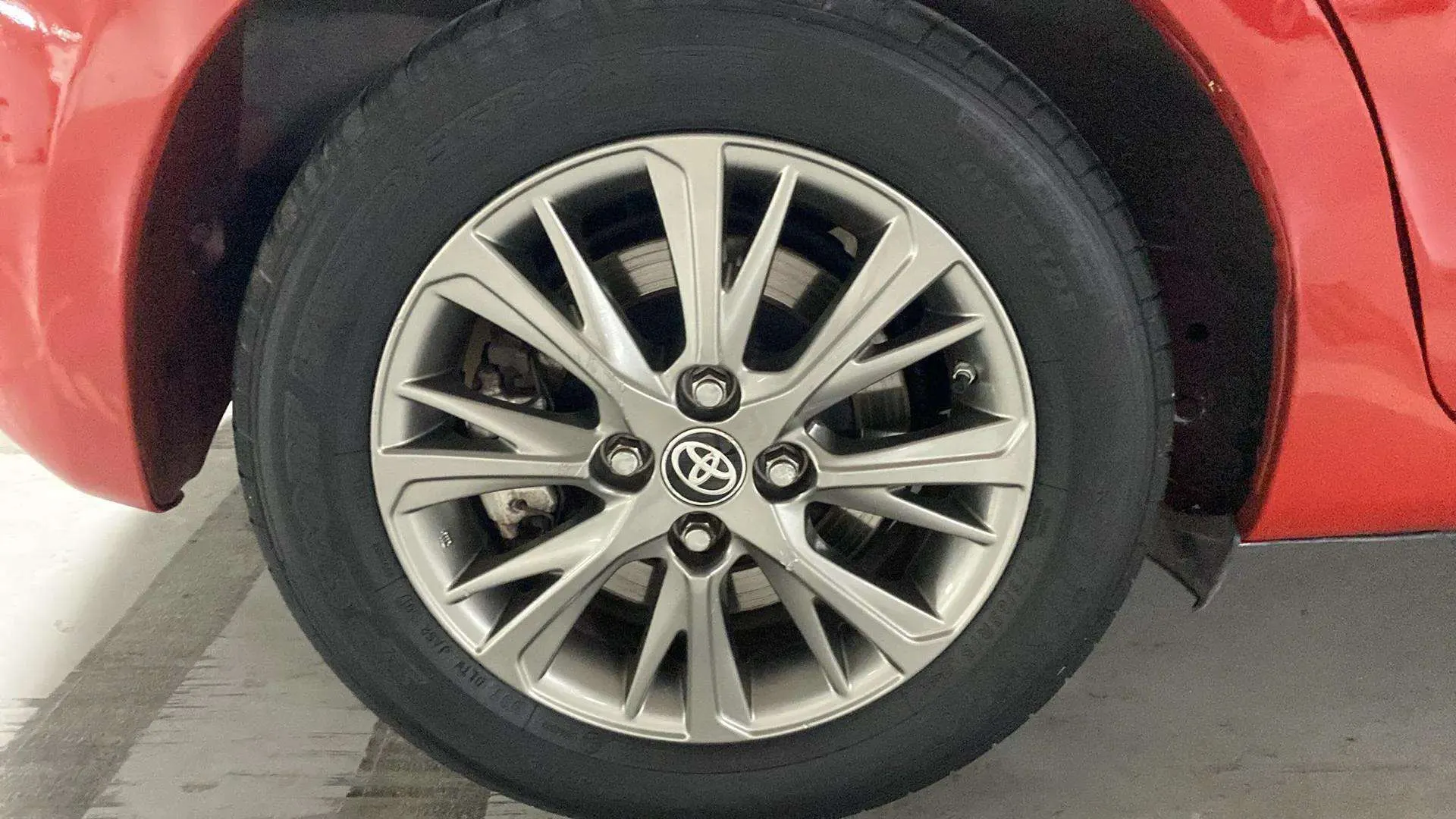 Toyota Yaris 1.5 Hybrid Active - foto 26