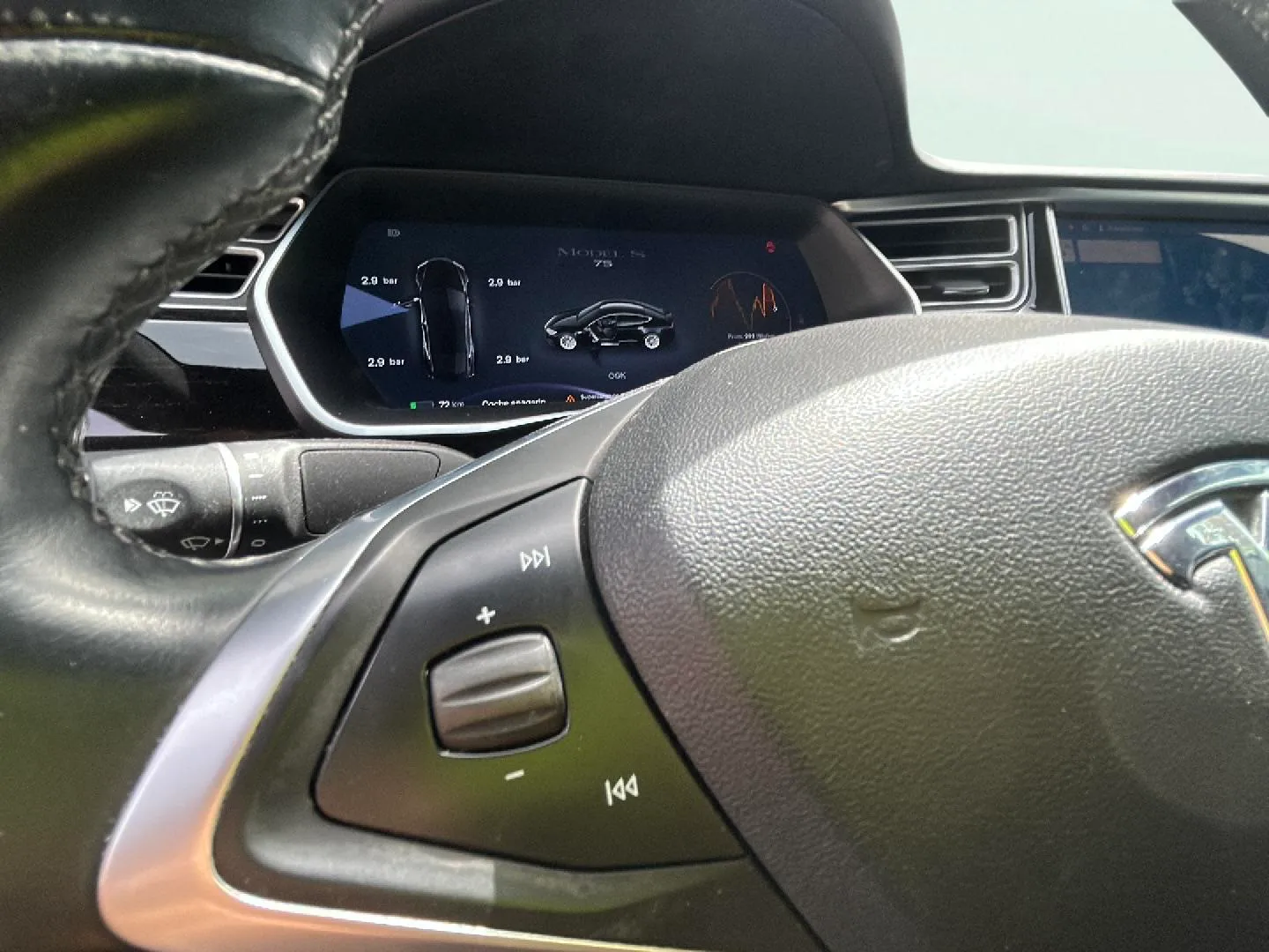Tesla Model S 75 Business Economy - foto 22