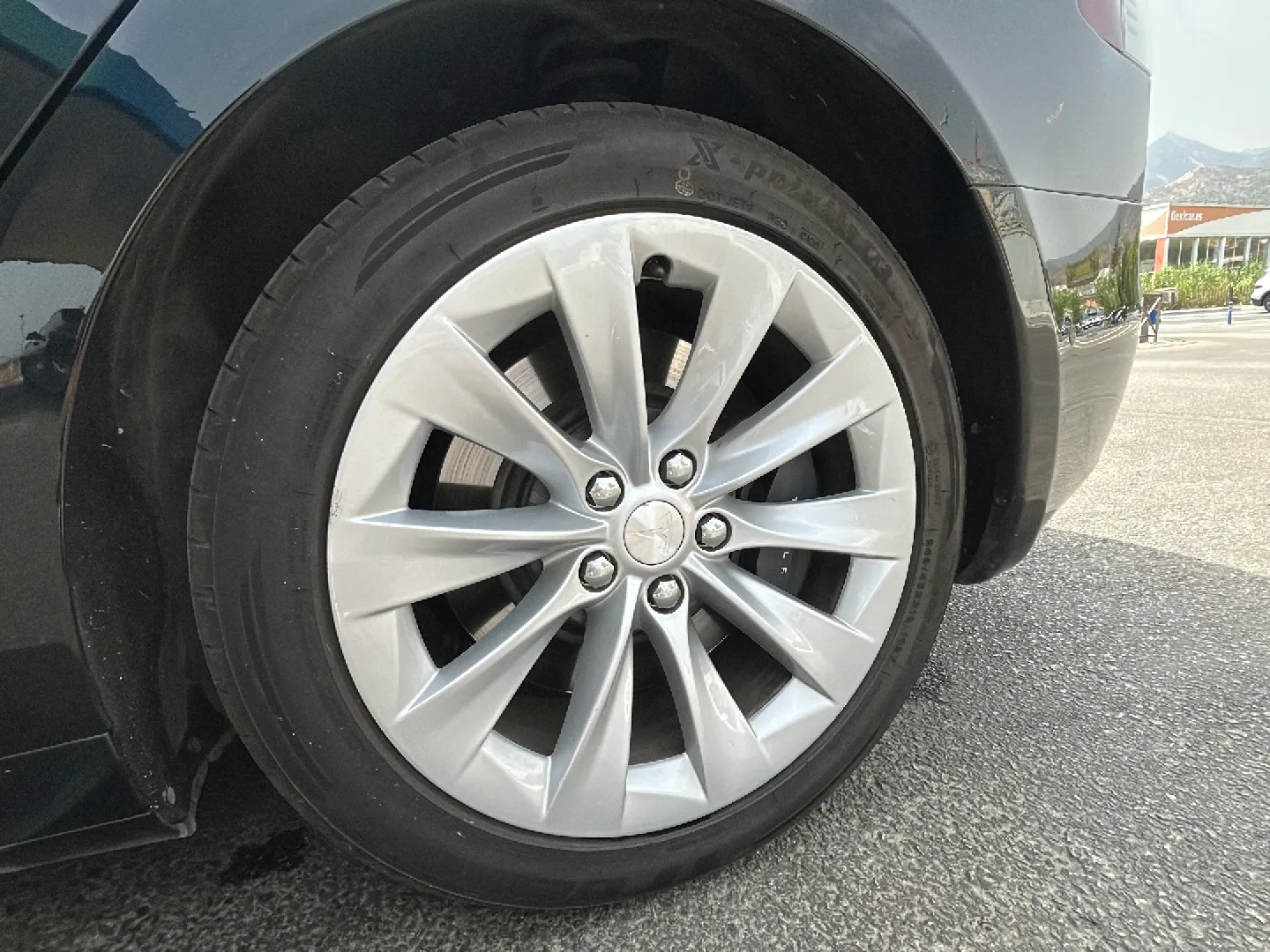 Tesla Model S 75 Business Economy - foto 17
