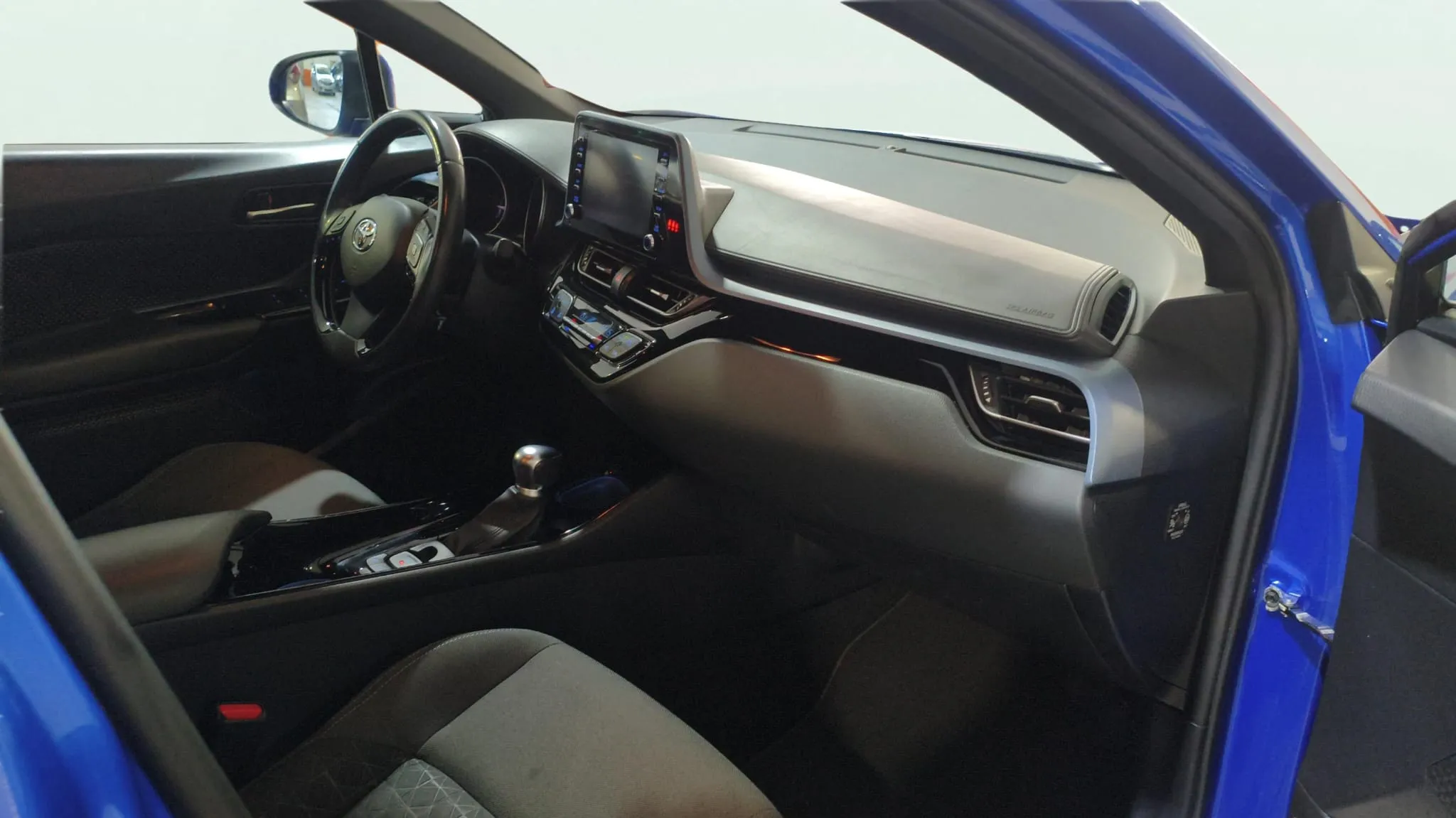 Toyota C-HR 1.8 125H Active - foto 16