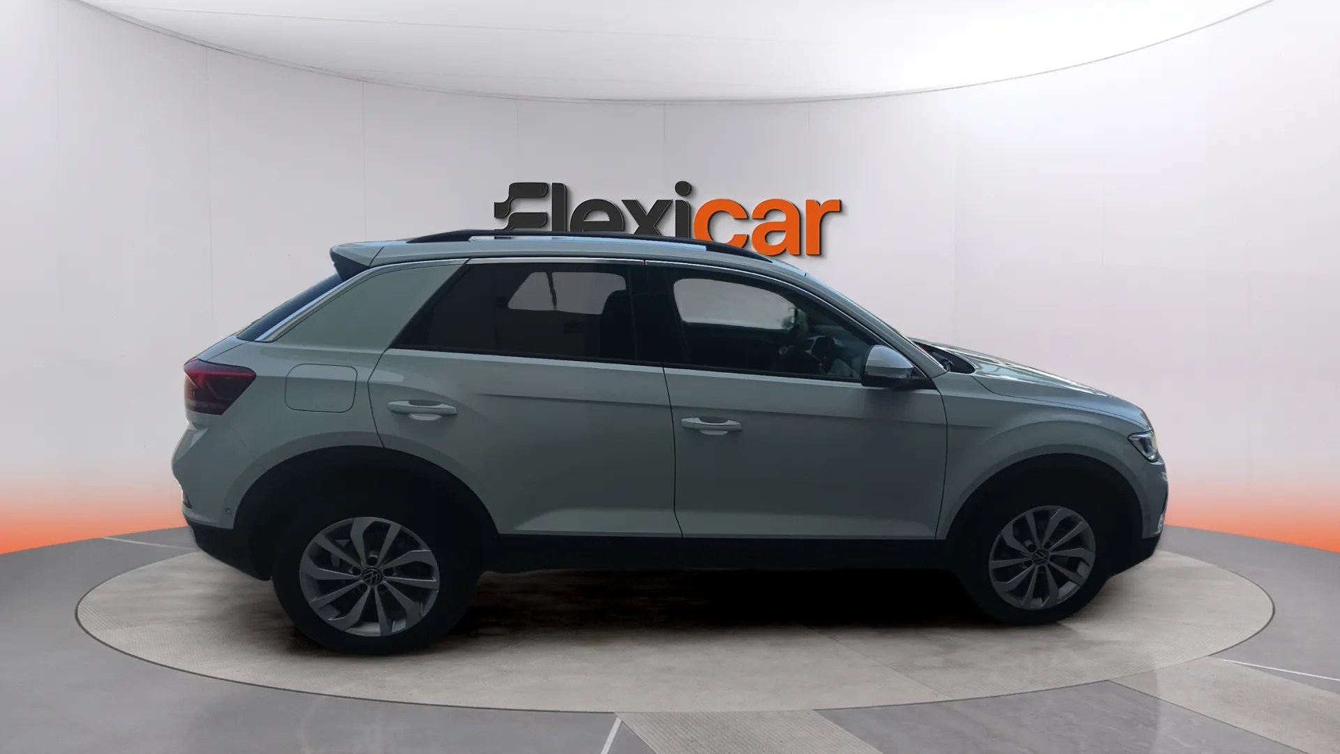 Volkswagen T-Roc "Más" 1.0 TSI - foto 4
