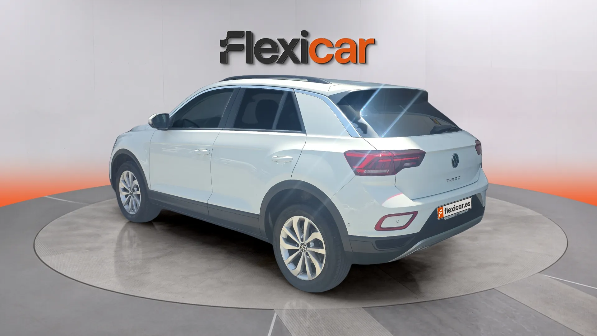 Volkswagen T-Roc "Más" 1.0 TSI - foto 8