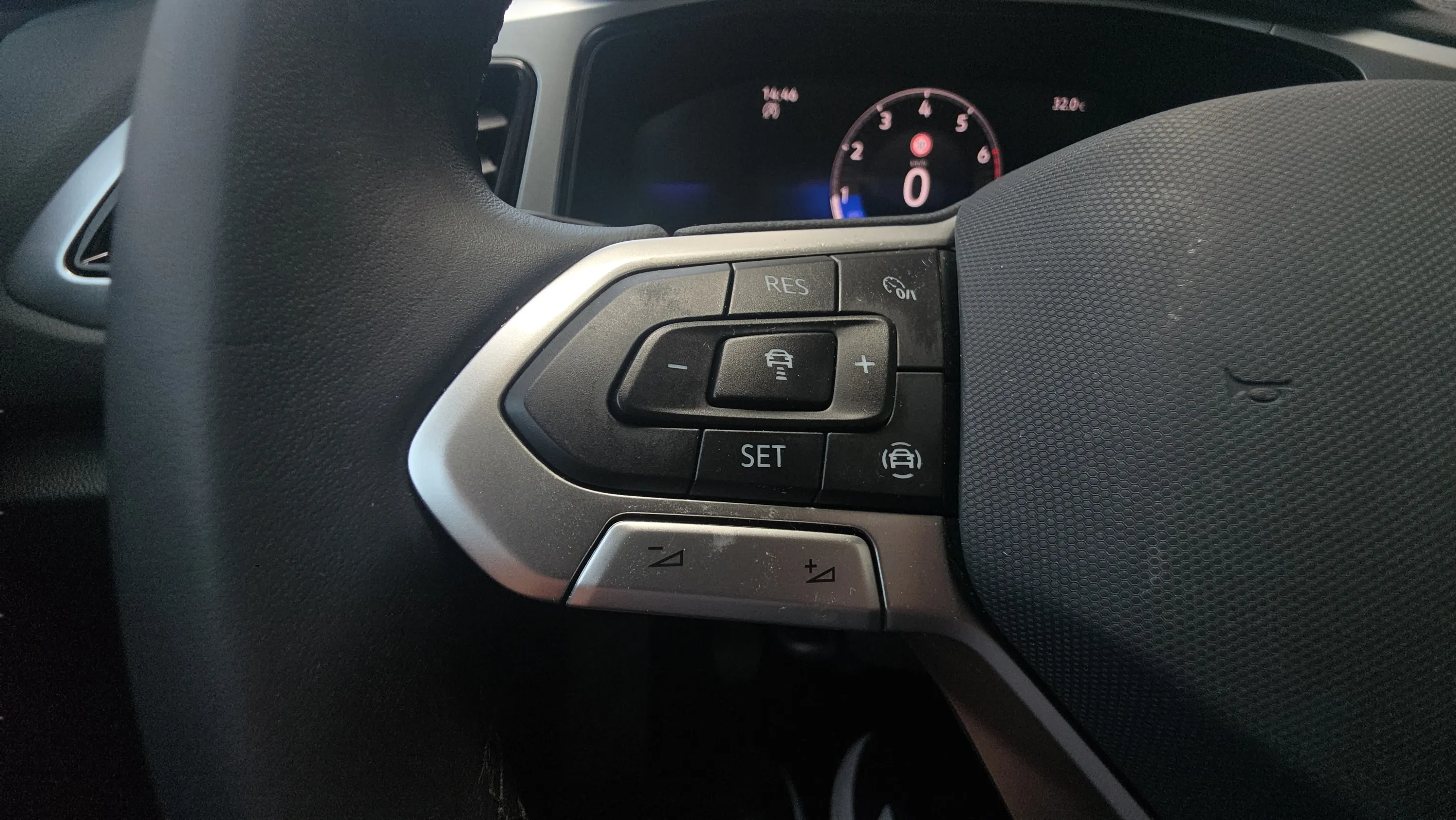 Volkswagen T-Roc "Más" 1.0 TSI - foto 19