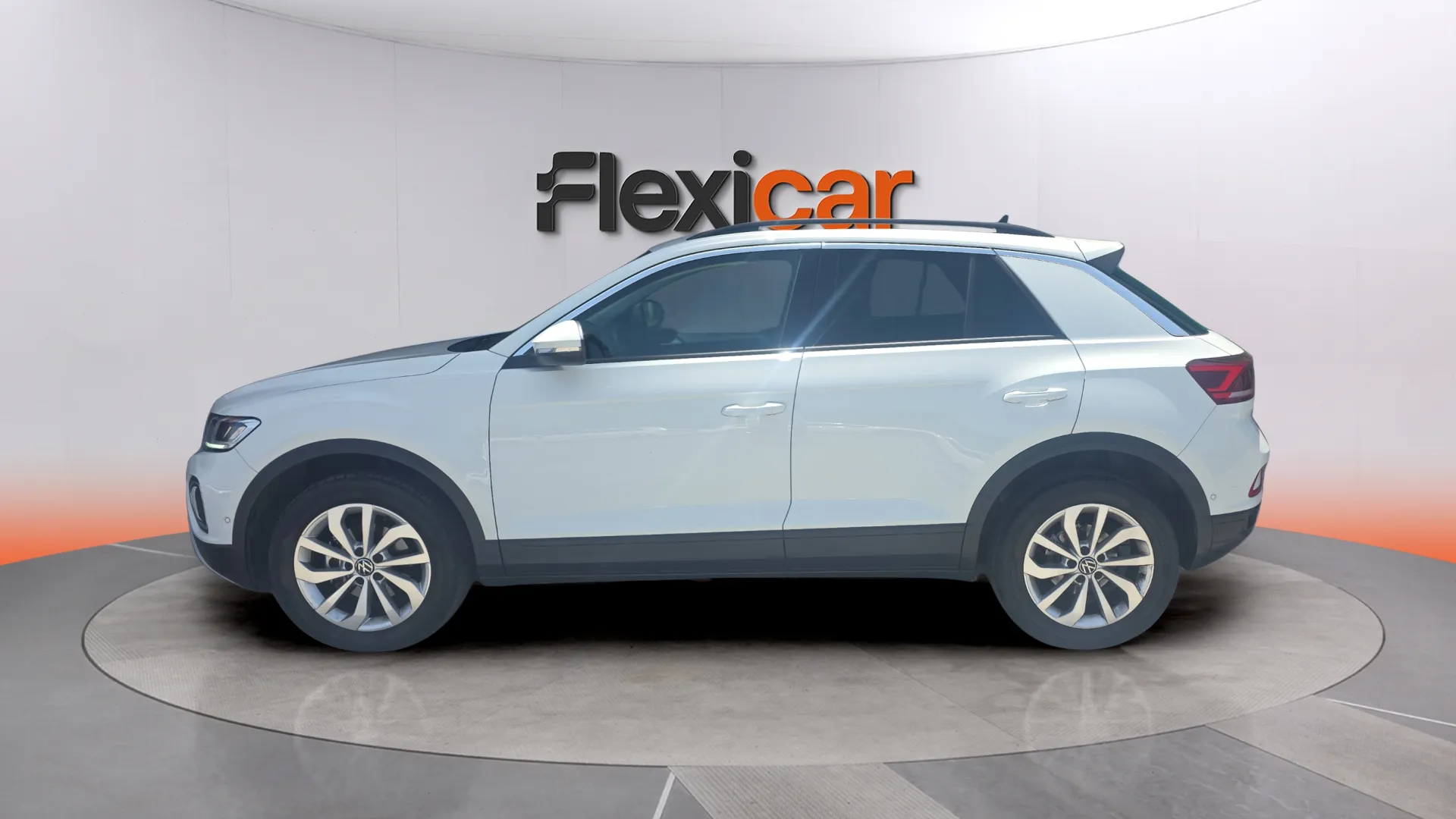 Volkswagen T-Roc "Más" 1.0 TSI - foto 5