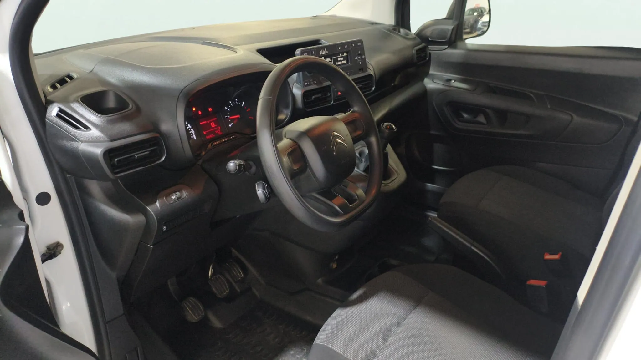 Citroën Berlingo Talla M - foto 16