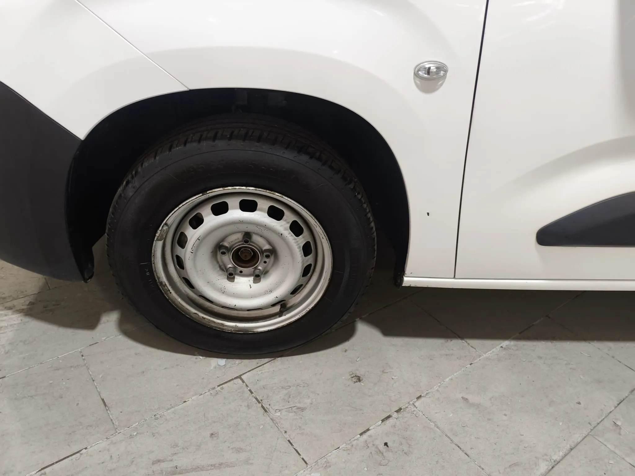 Citroën Berlingo Talla M - foto 9