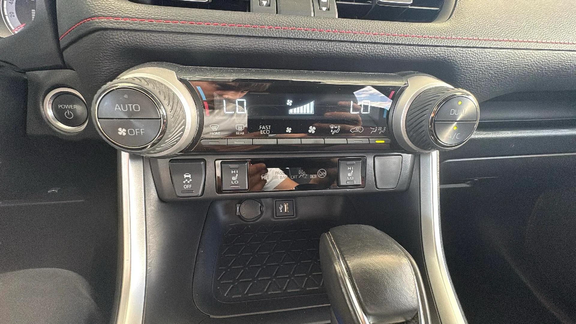 Suzuki Across 2.5 PHEV 4WD - foto 21