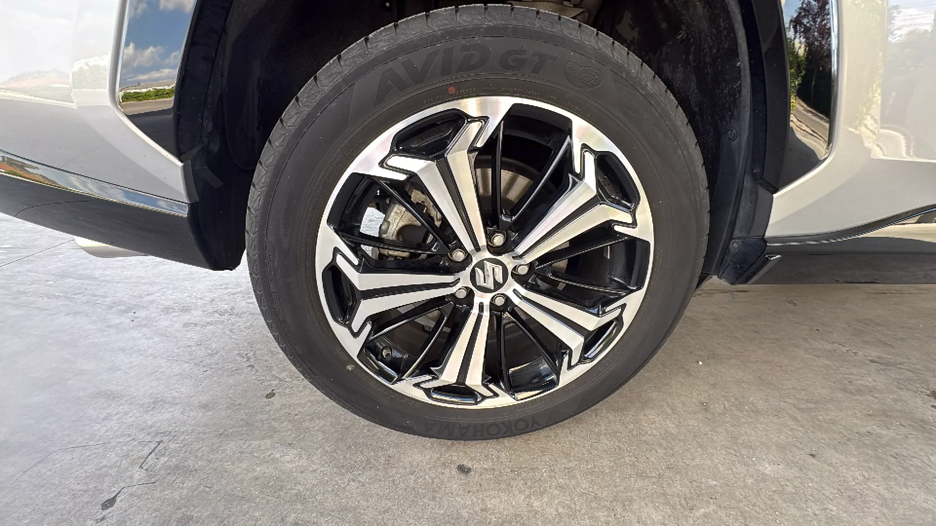 Suzuki Across 2.5 PHEV 4WD - foto 30