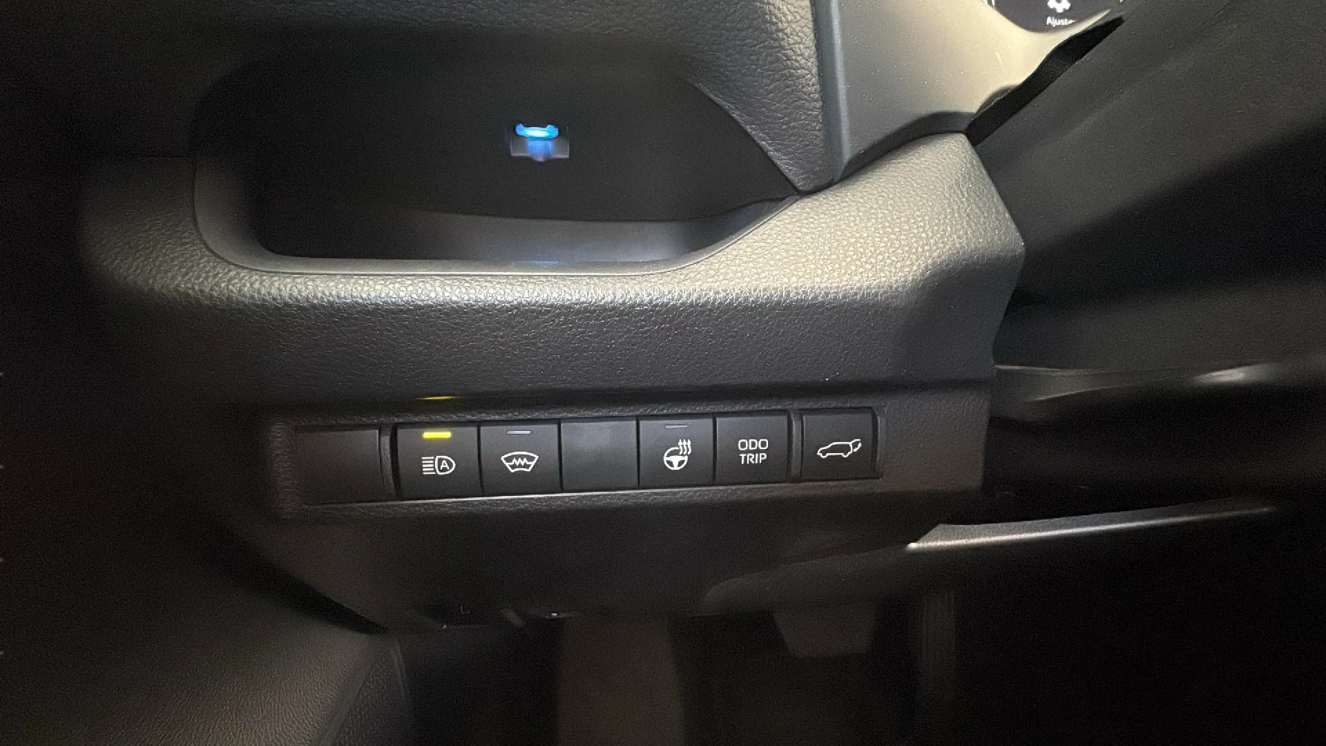 Suzuki Across 2.5 PHEV 4WD - foto 16